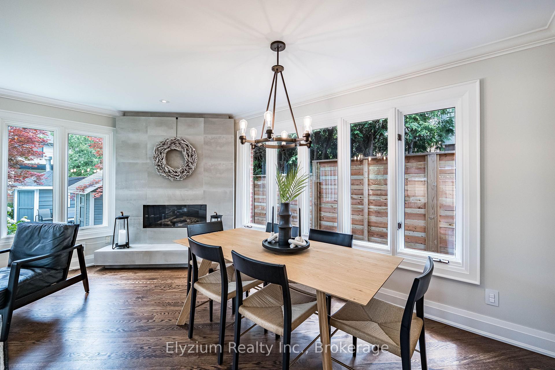 Photo 13 of 2181 Harcourt Crescent, Mississauga, Lakeview — HOMEH
