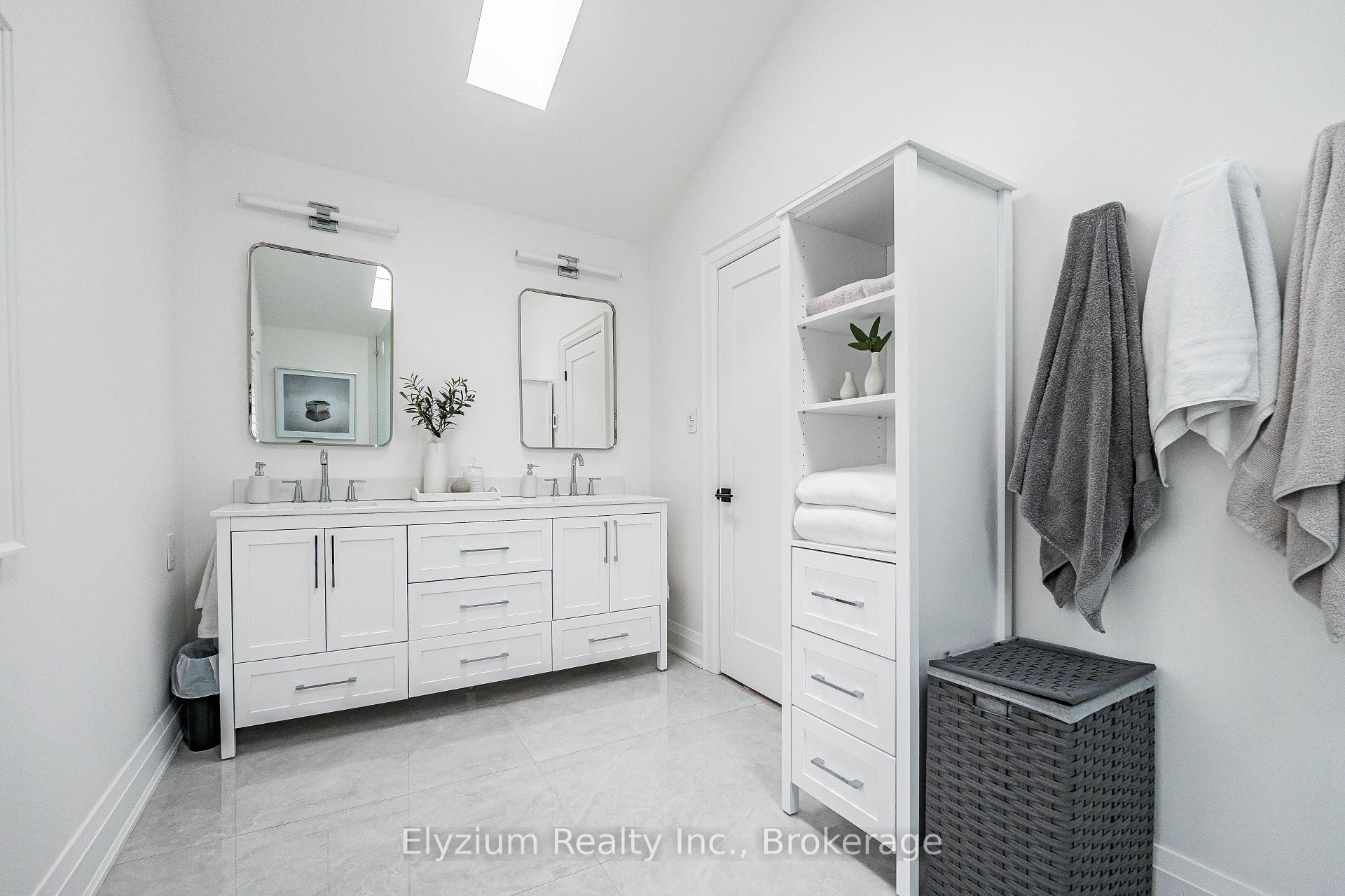 Photo 19 of 2181 Harcourt Crescent, Mississauga, Lakeview — HOMEH