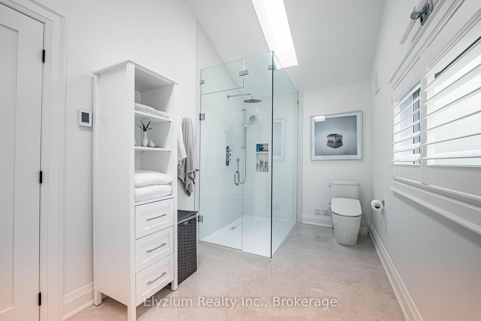 Photo 20 of 2181 Harcourt Crescent, Mississauga, Lakeview — HOMEH