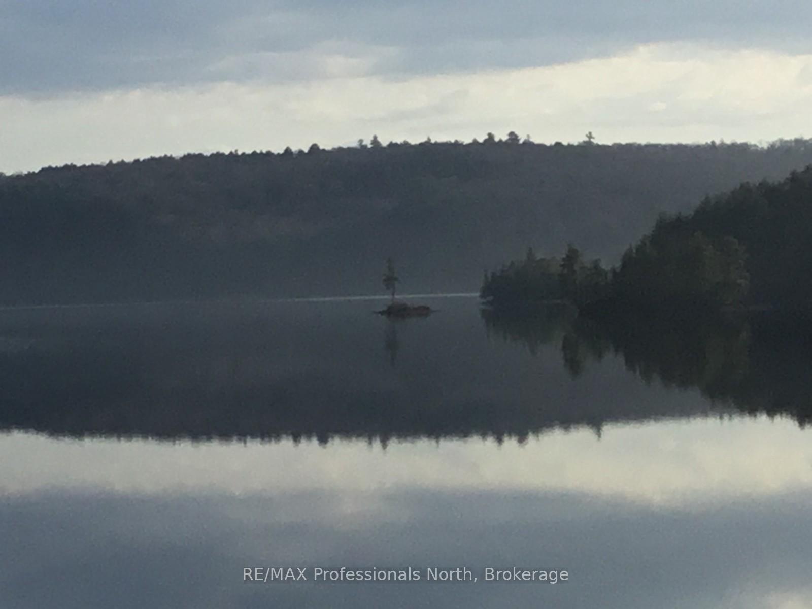 Photo 23 of 1027 Dow Trail, Dysart et al, Harburn — HOMEH