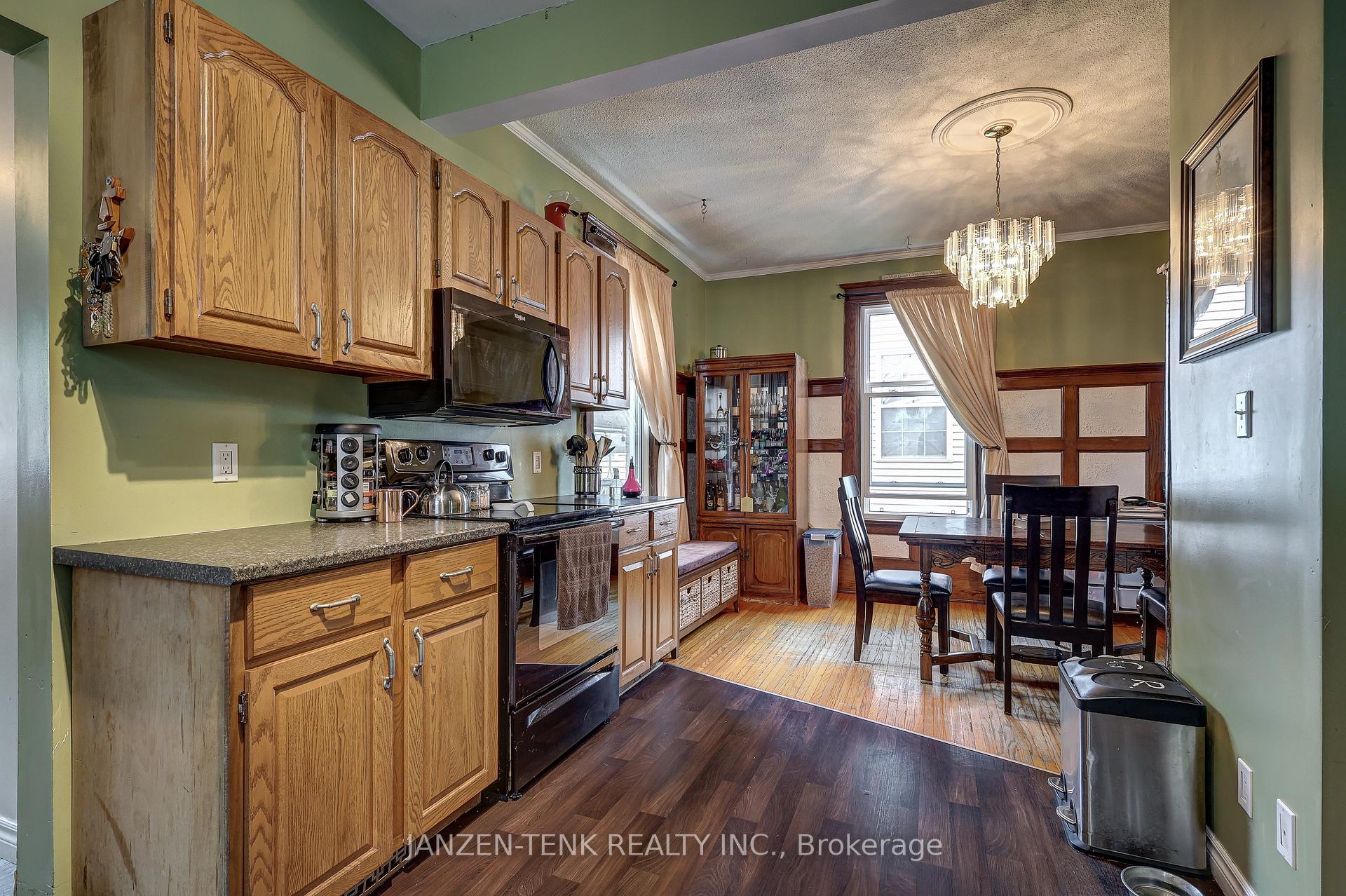 Photo 25 of 17 King Street, Tillsonburg — HOMEH