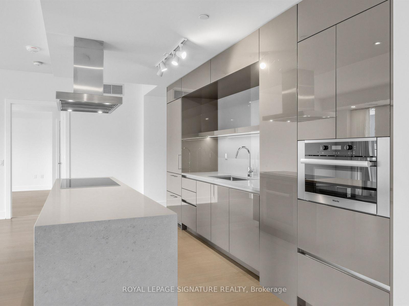 Photo 10 of Unit 708, 6 Jackes Avenue, Toronto, Rosedale-Moore Park — HOMEH