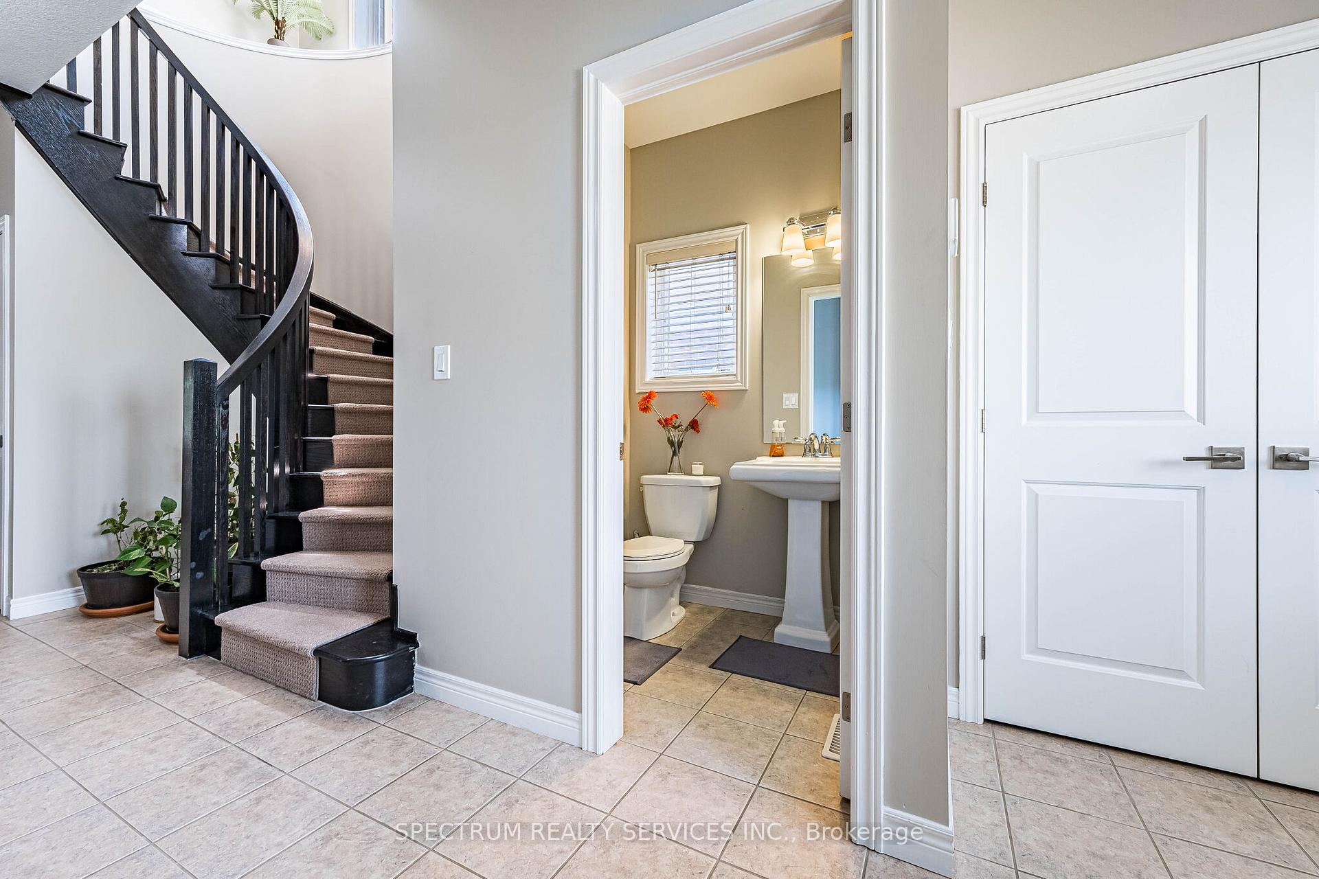 Photo 7 of 1529 Upper Sherman Avenue, Hamilton, Eleanor — HOMEH