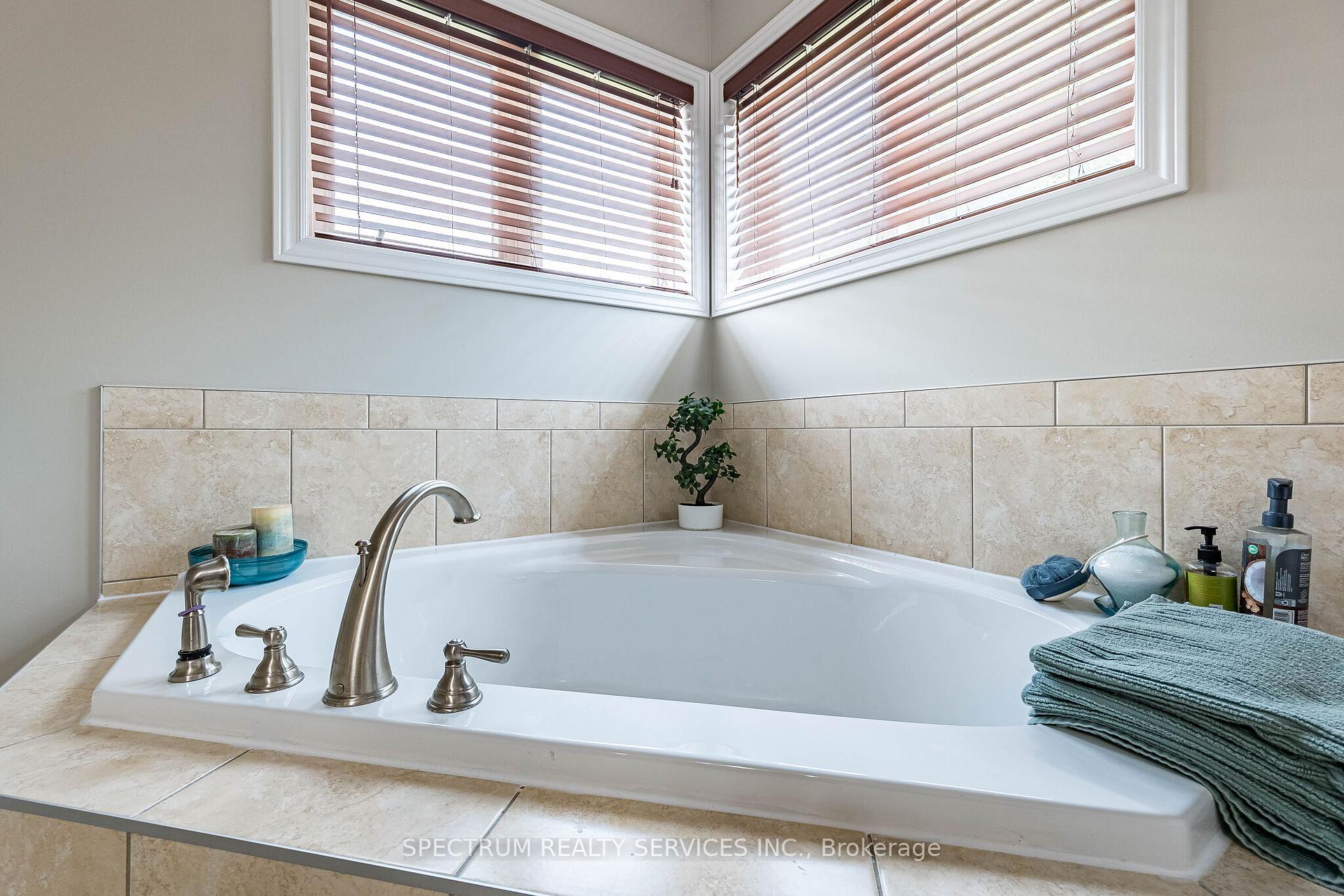 Photo 33 of 1529 Upper Sherman Avenue, Hamilton, Eleanor — HOMEH