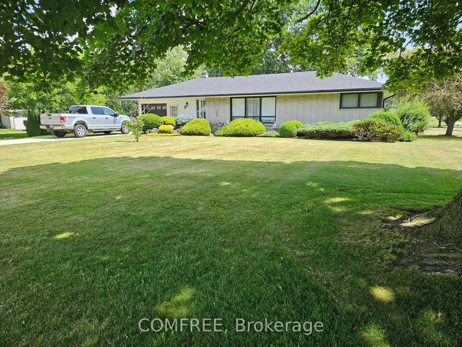 Photo 2 of 6 Sullivan Street, Chatham-Kent, Merlin — HOMEH