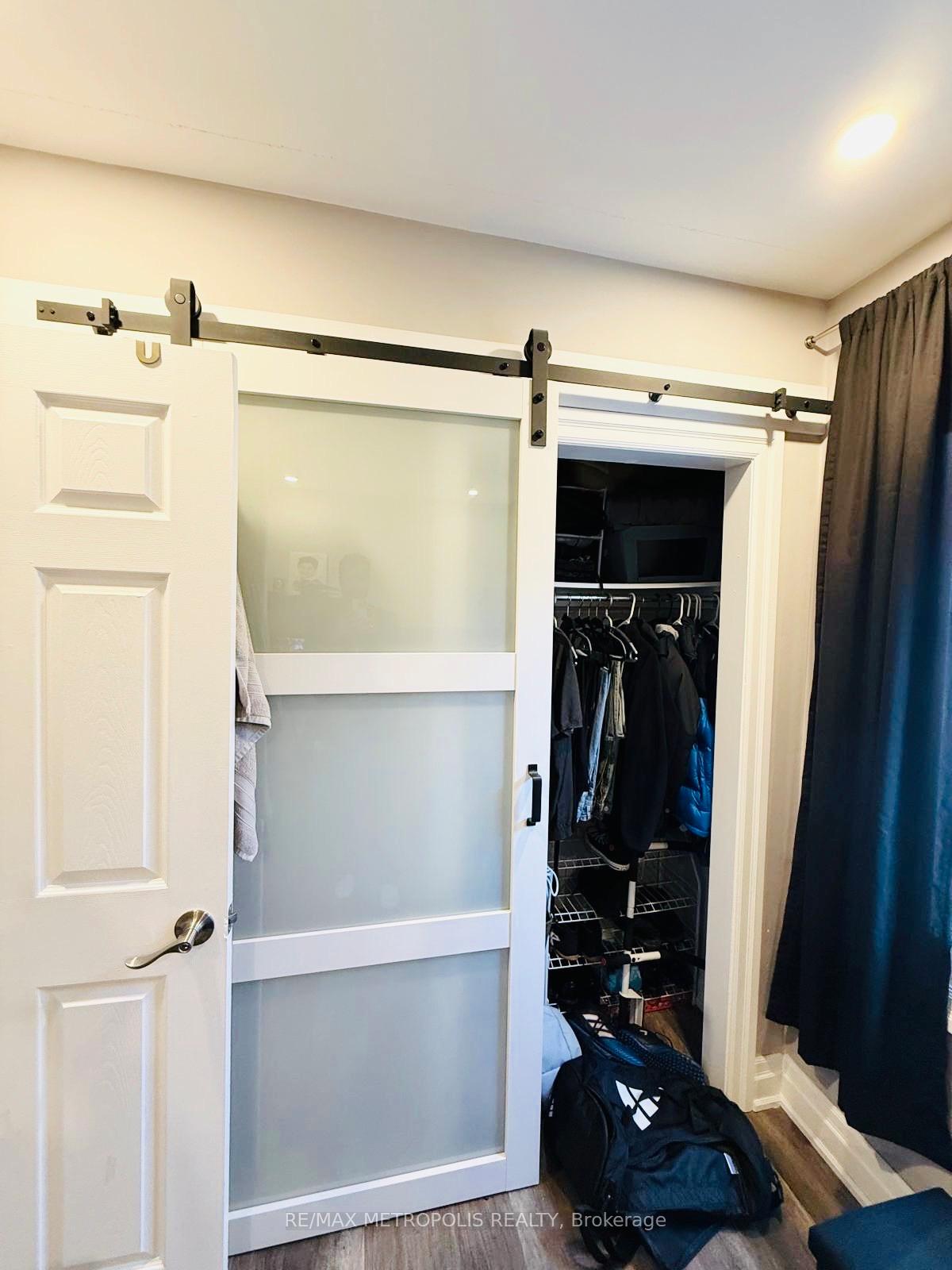 Photo 30 of Unit MAIN & UPPER, 383 Coxwell Avenue, Toronto, East End-Danforth — HOMEH