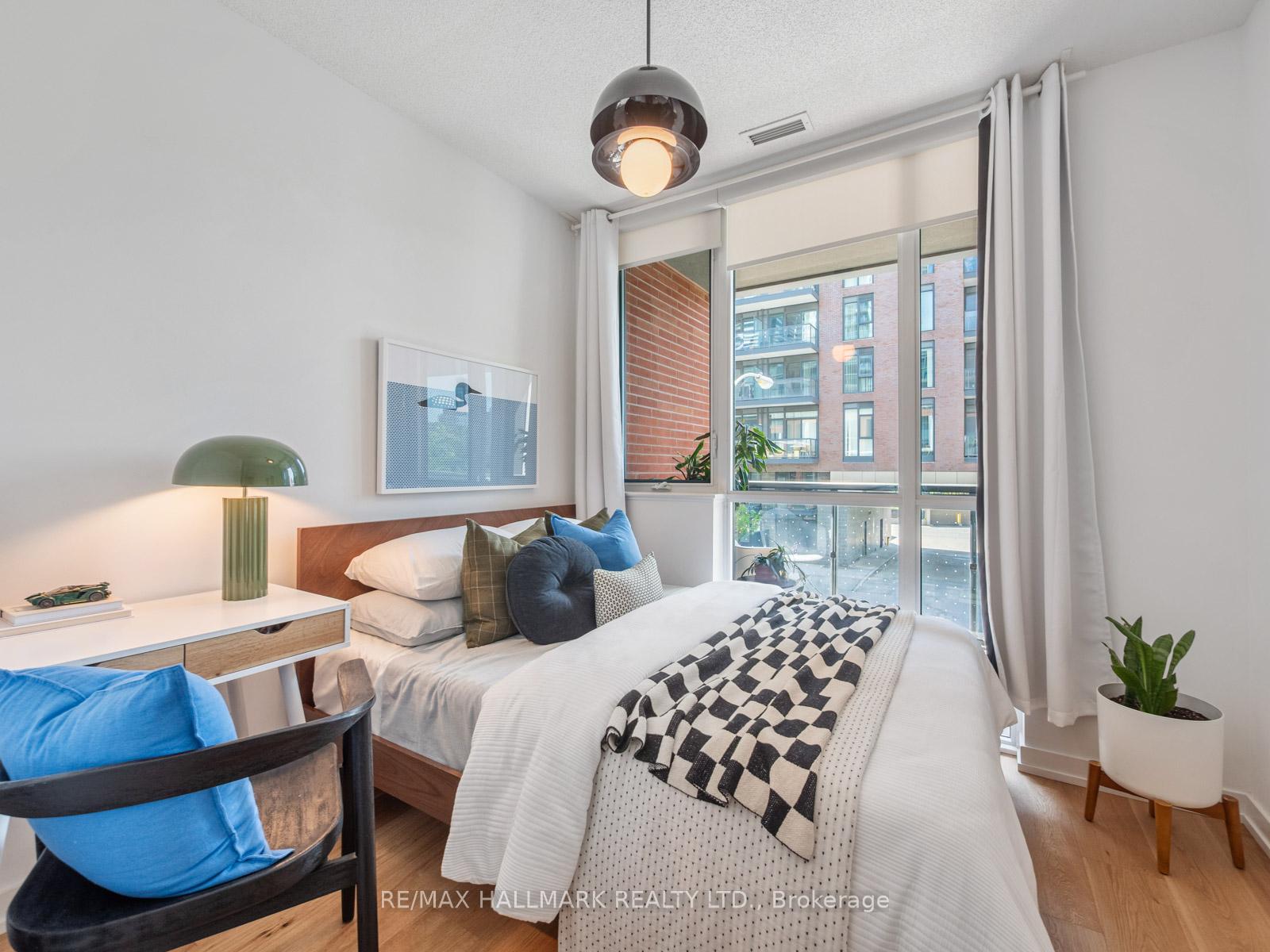Photo 24 of 130 St David Street, Toronto, Regent Park — HOMEH