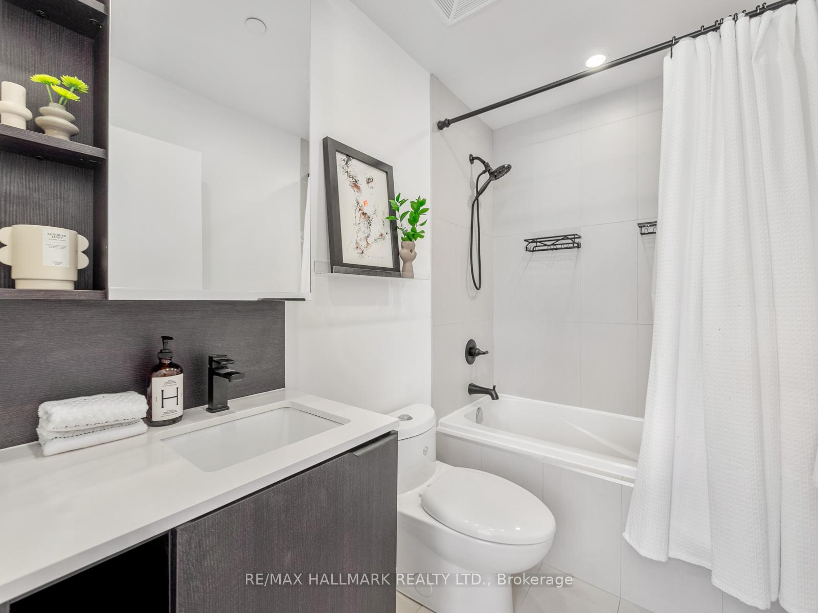 Photo 33 of 130 St David Street, Toronto, Regent Park — HOMEH