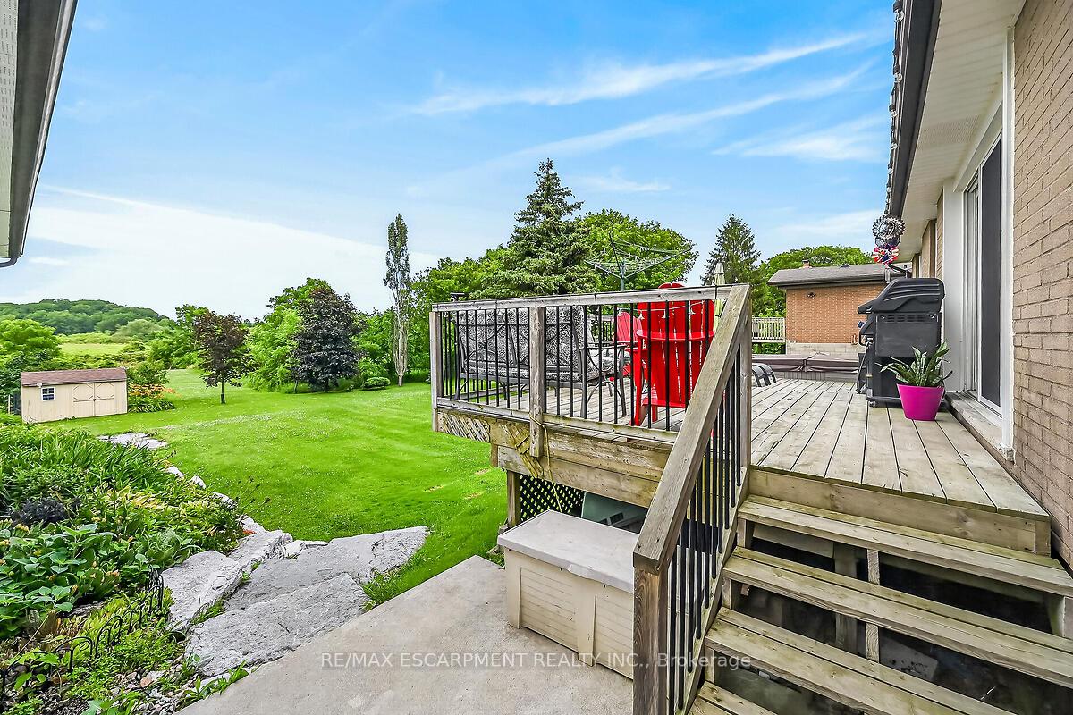 Photo 33 of 7344 Dickenson Road E, Hamilton, Rural Glanbrook — HOMEH