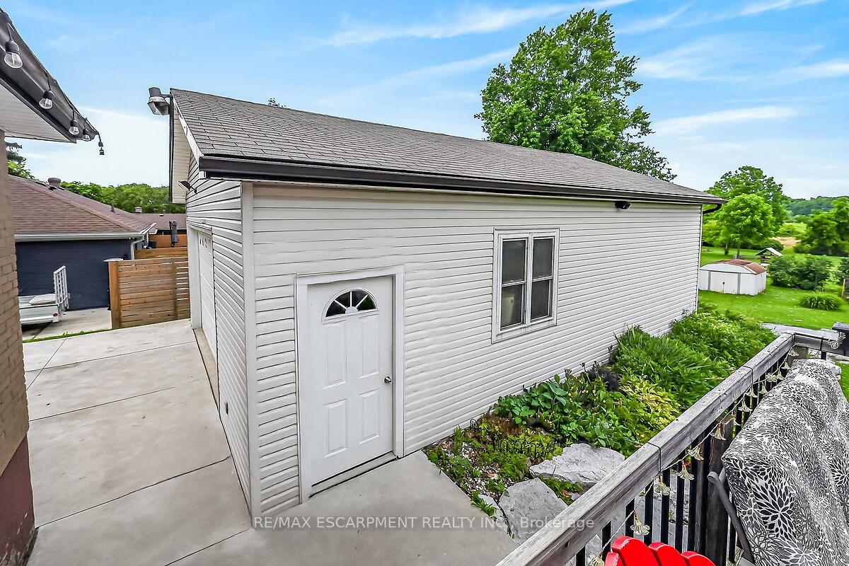 Photo 38 of 7344 Dickenson Road E, Hamilton, Rural Glanbrook — HOMEH