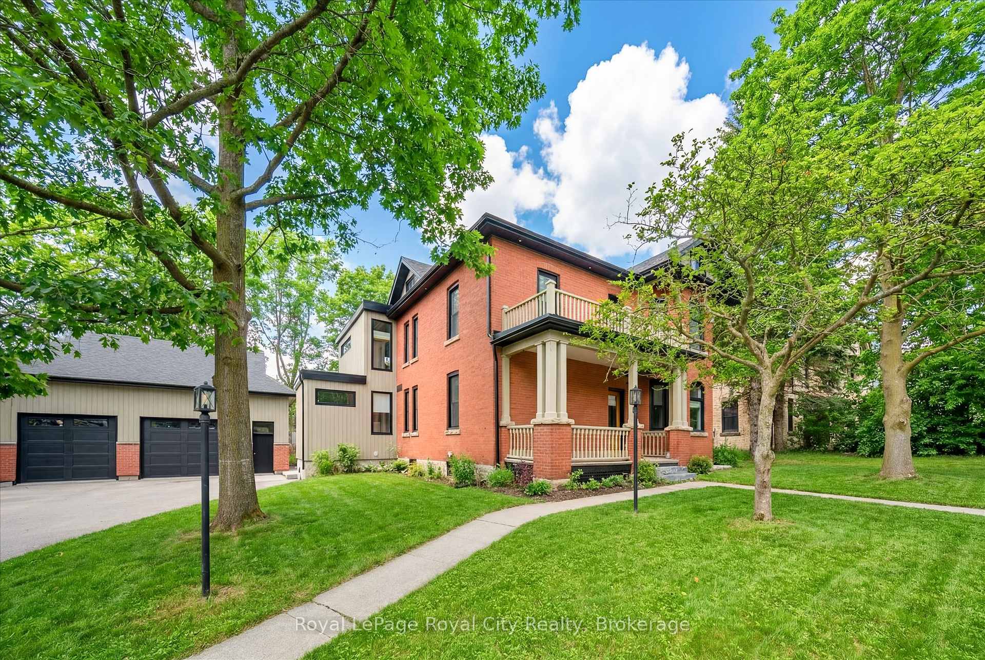 Photo 4 of 292 Geddes Street, Centre Wellington, Elora/Salem — HOMEH