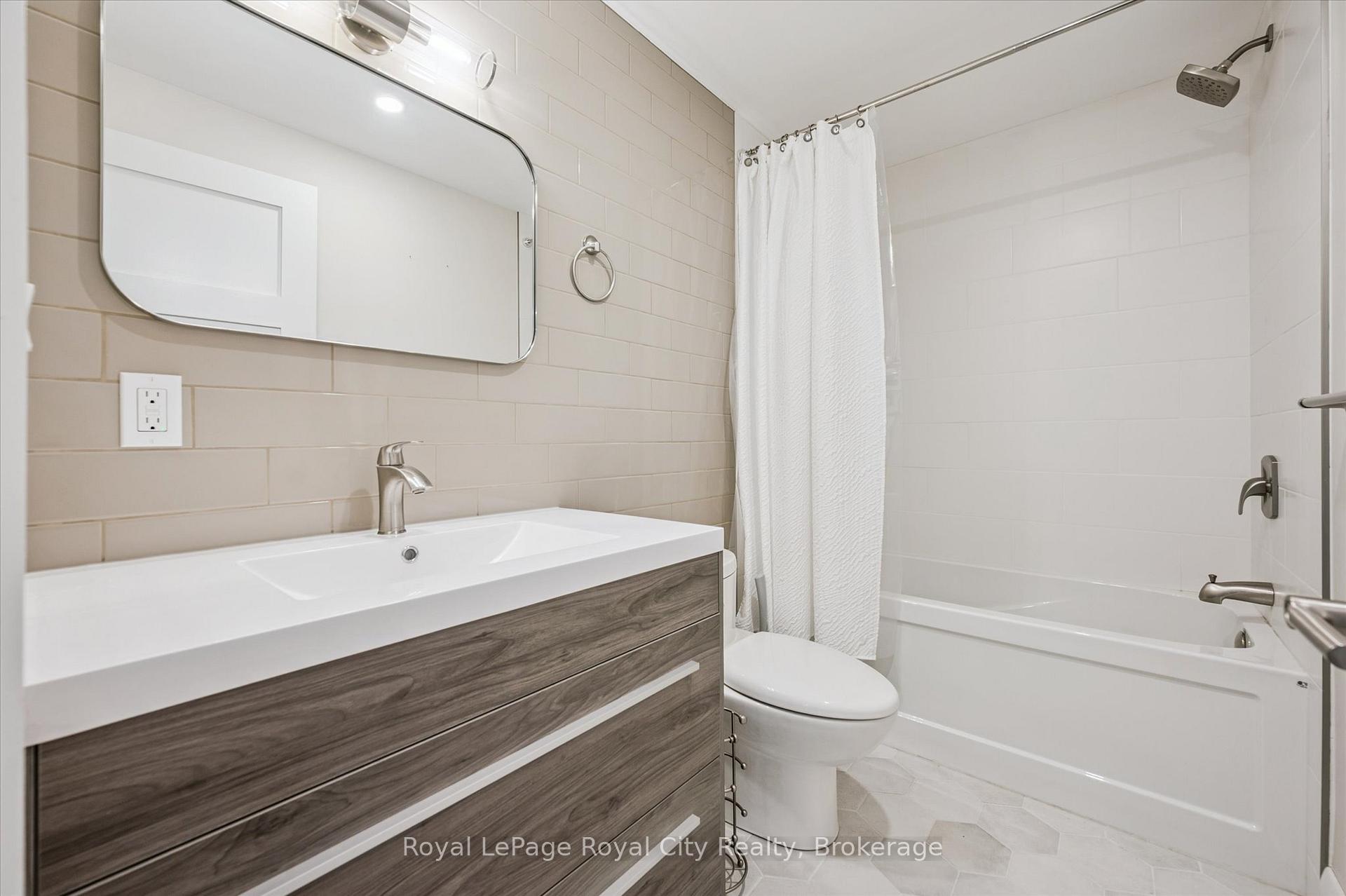 Photo 41 of 292 Geddes Street, Centre Wellington, Elora/Salem — HOMEH