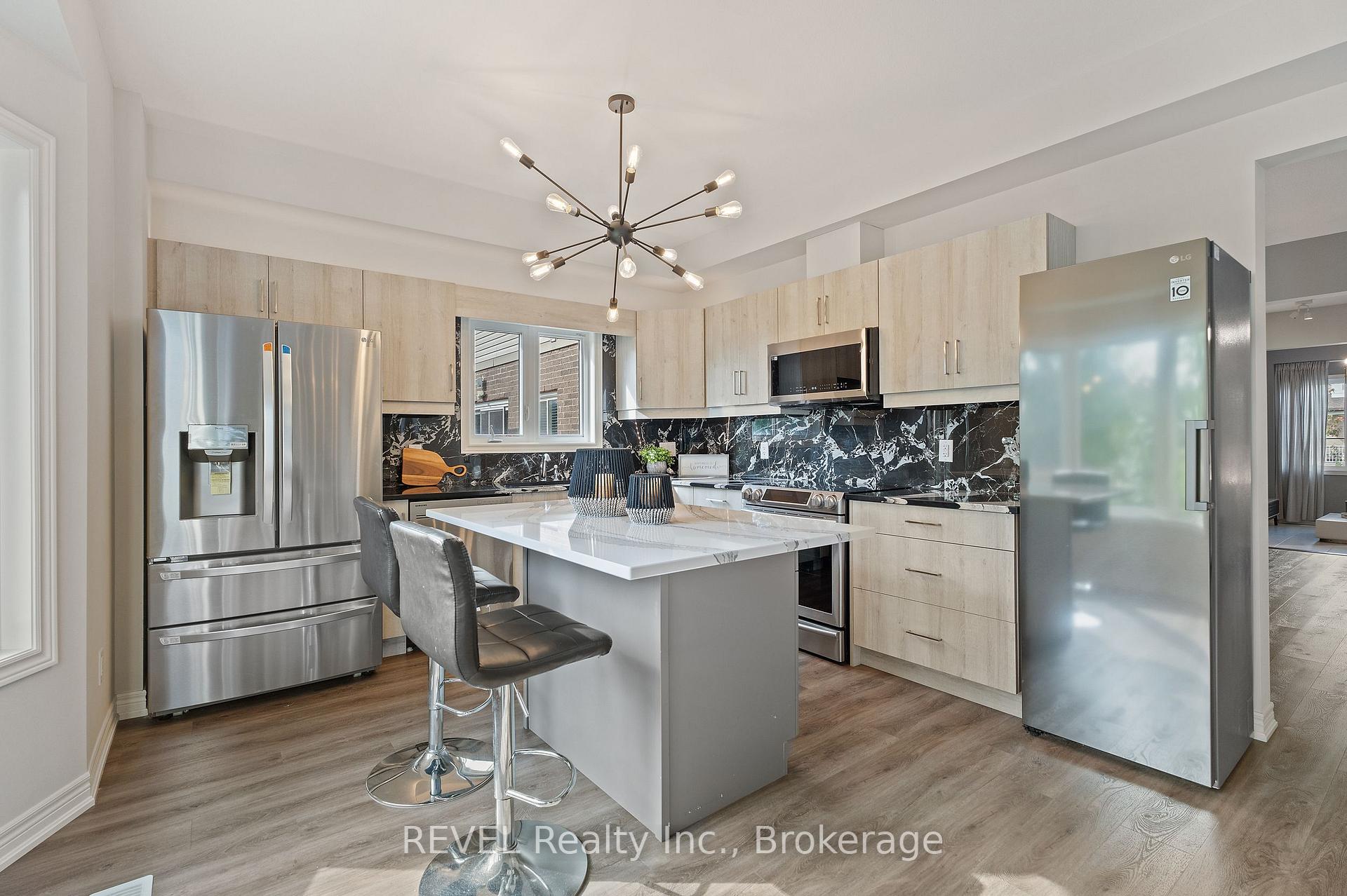 Photo 21 of 26 Crow Street, Welland, Coyle Creek — HOMEH