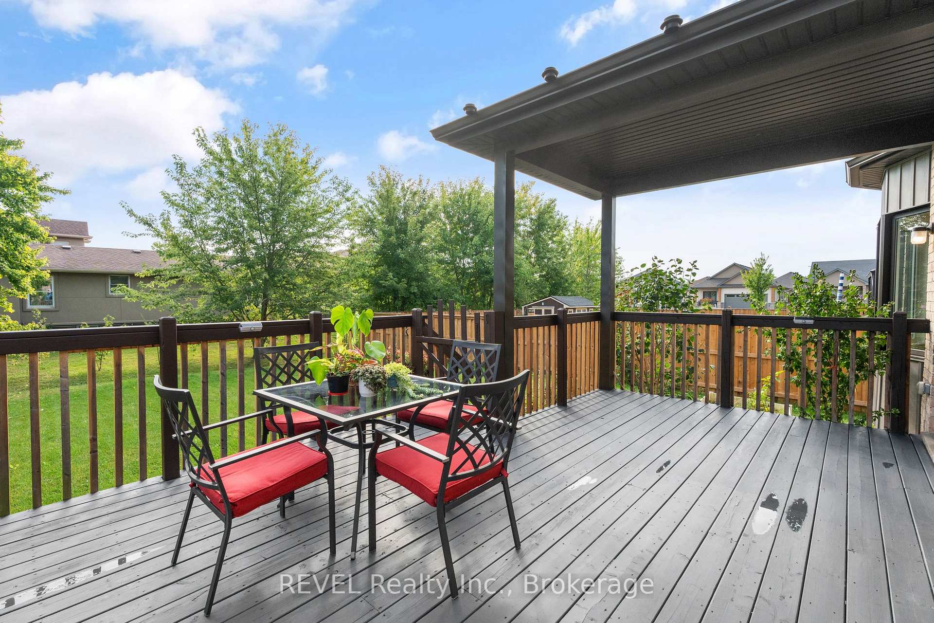 Photo 25 of 26 Crow Street, Welland, Coyle Creek — HOMEH