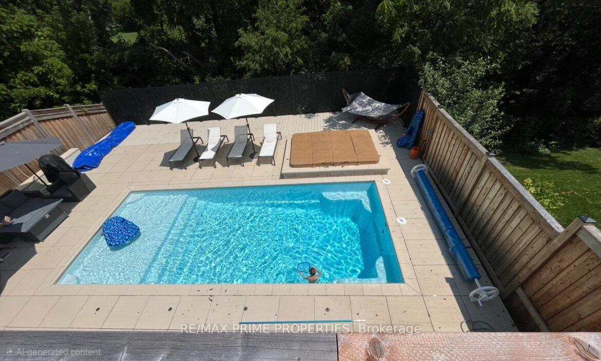 Photo 31 of 72 Ridge Gate Crescent, East Gwillimbury, Mt Albert — HOMEH