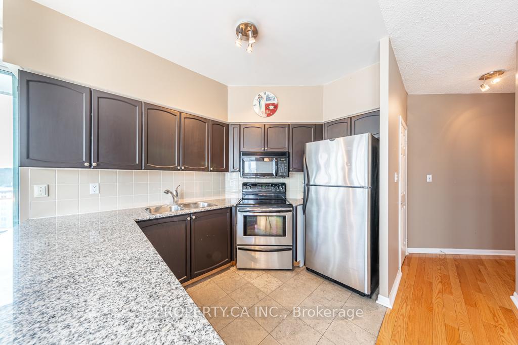 Photo 5 of Unit 1602, 228 Queens Quay W, Toronto, Waterfront Communities — HOMEH