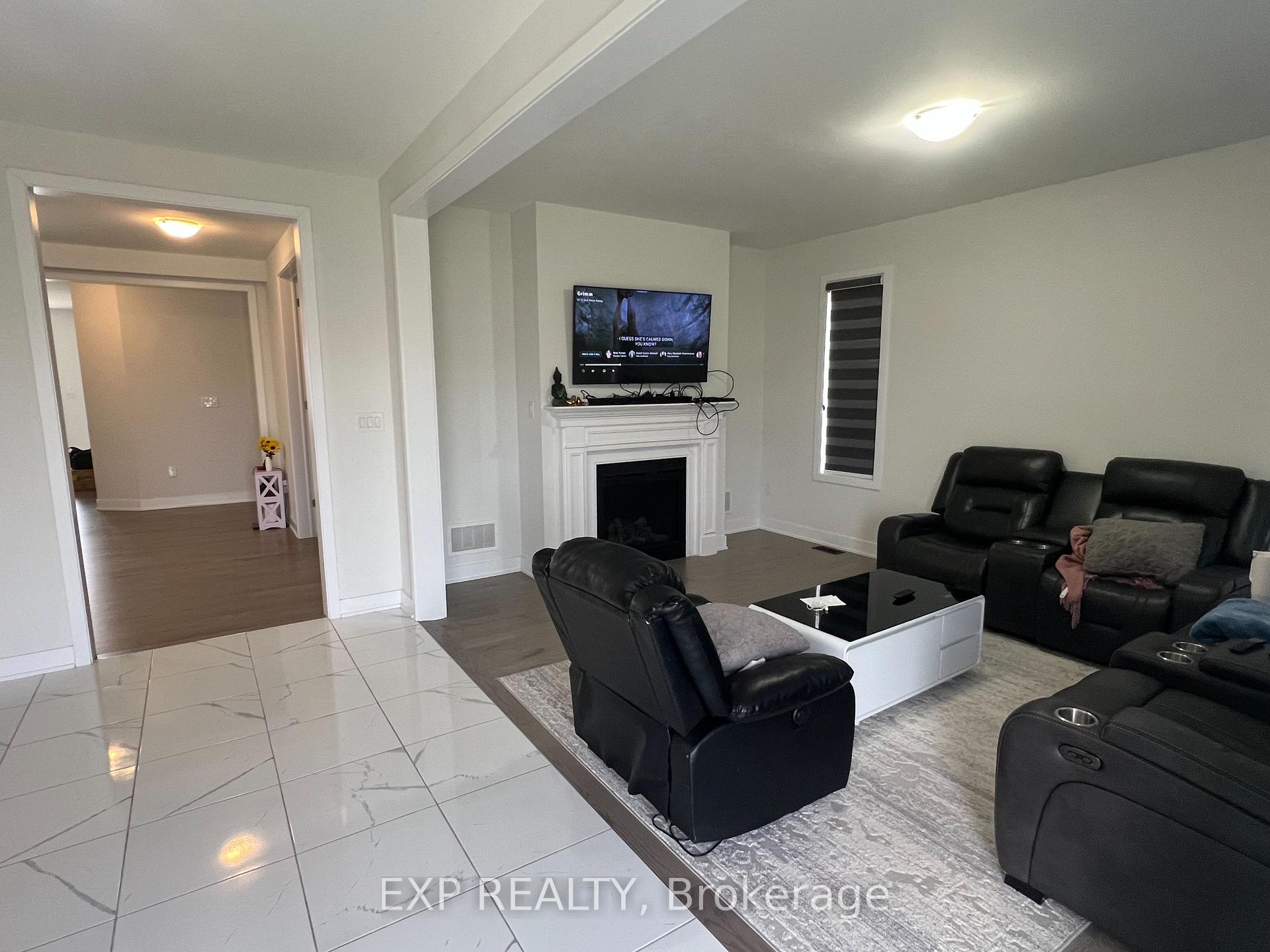 Photo 10 of 309 O'Toole Crescent, Peterborough, Monaghan Ward 2 — HOMEH