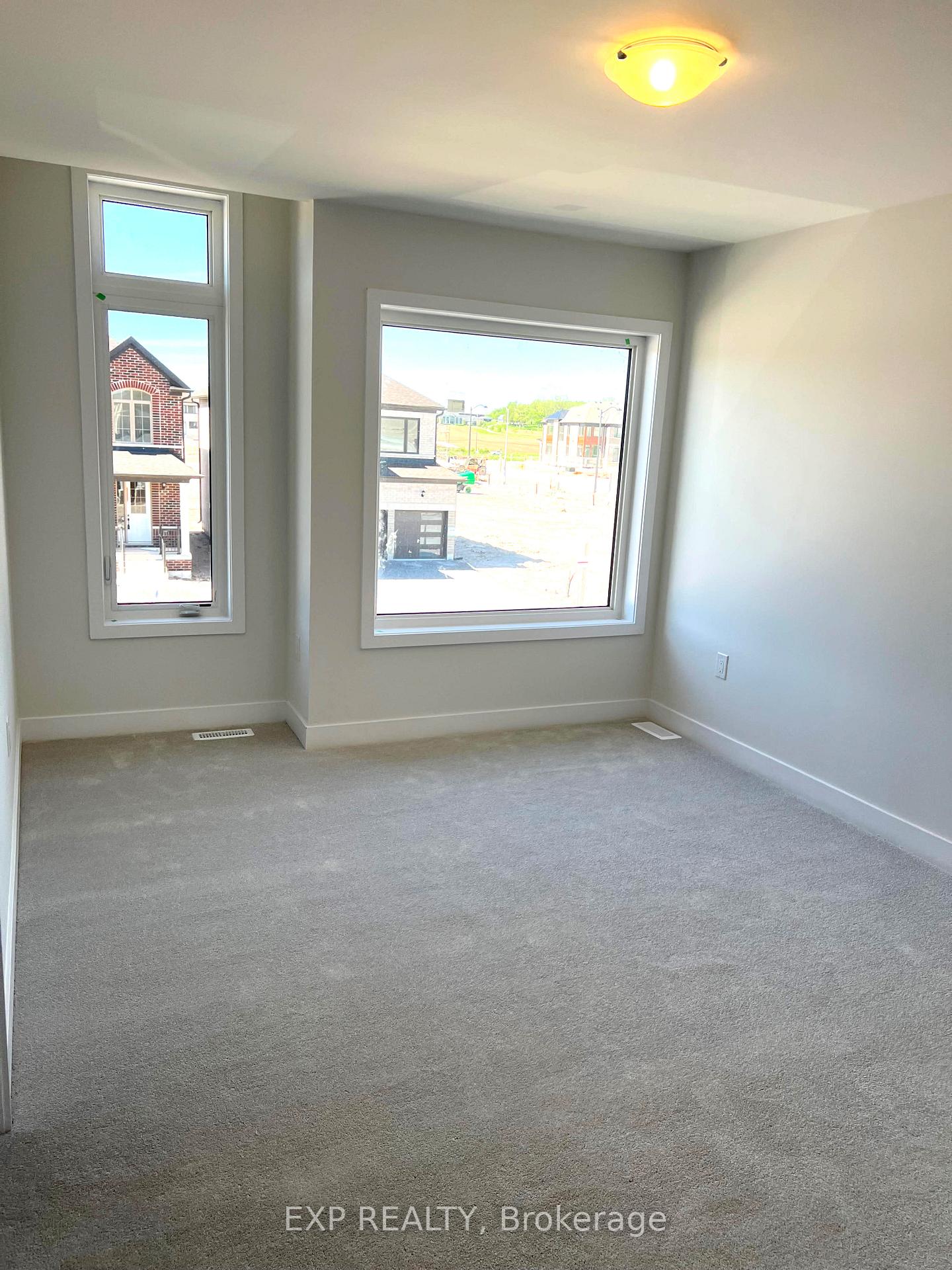 Photo 18 of 309 O'Toole Crescent, Peterborough, Monaghan Ward 2 — HOMEH