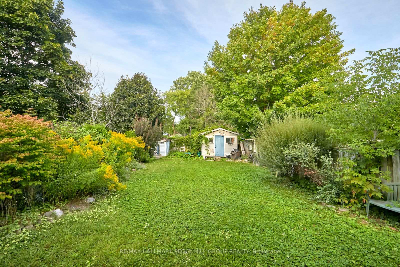 Photo 10 of 111 Garden Drive, Barrie, Allandale Heights — HOMEH