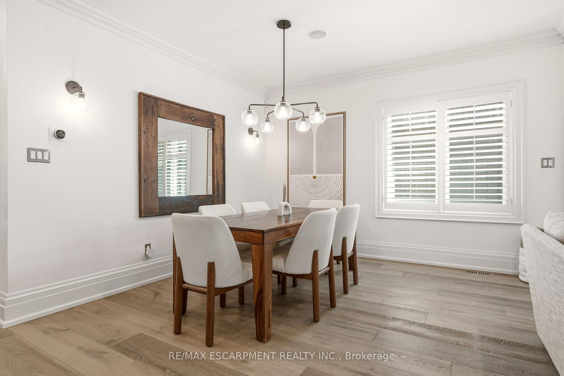 Photo 7 of 336 Newbold Court, Burlington, Brant — HOMEH