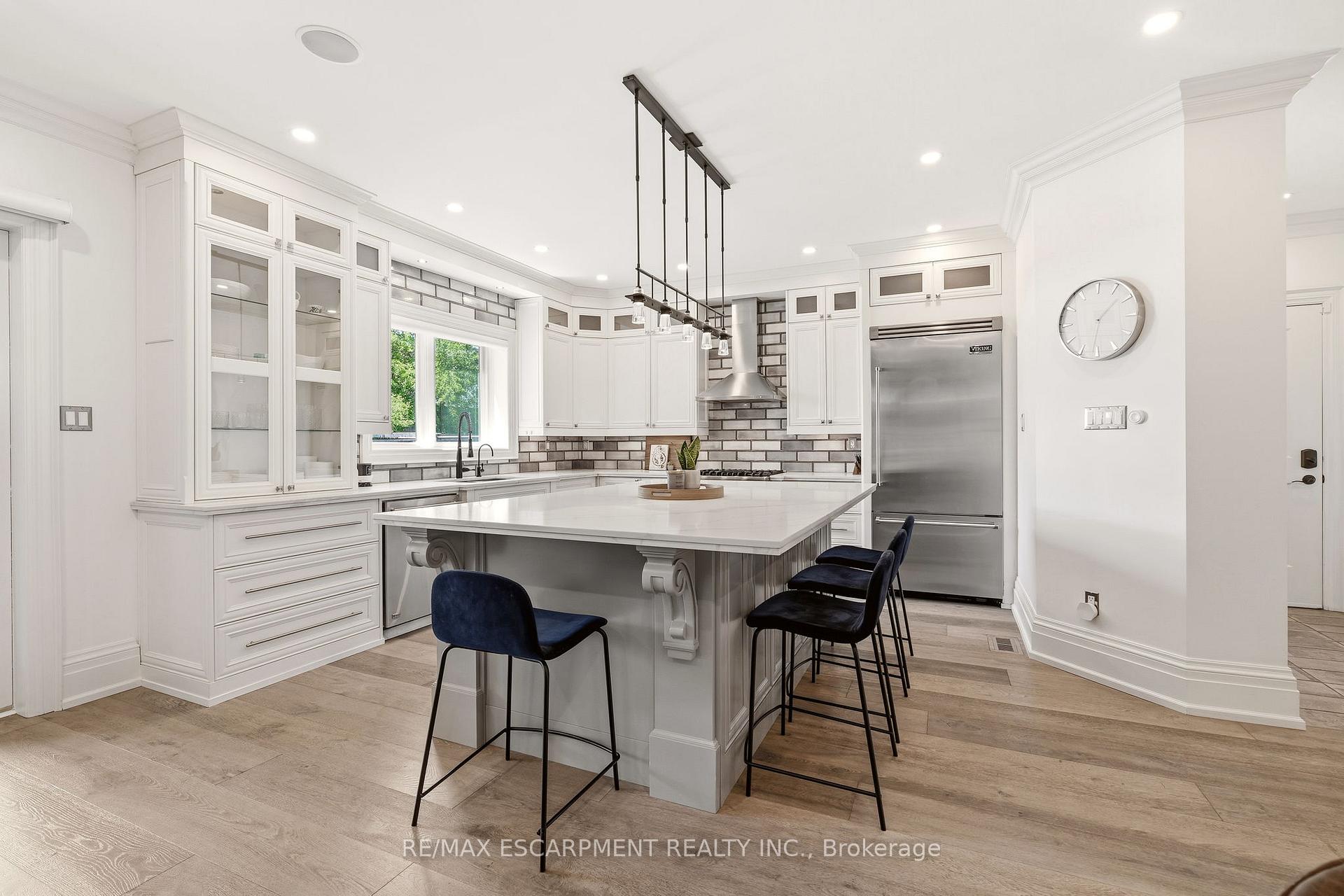 Photo 14 of 336 Newbold Court, Burlington, Brant — HOMEH