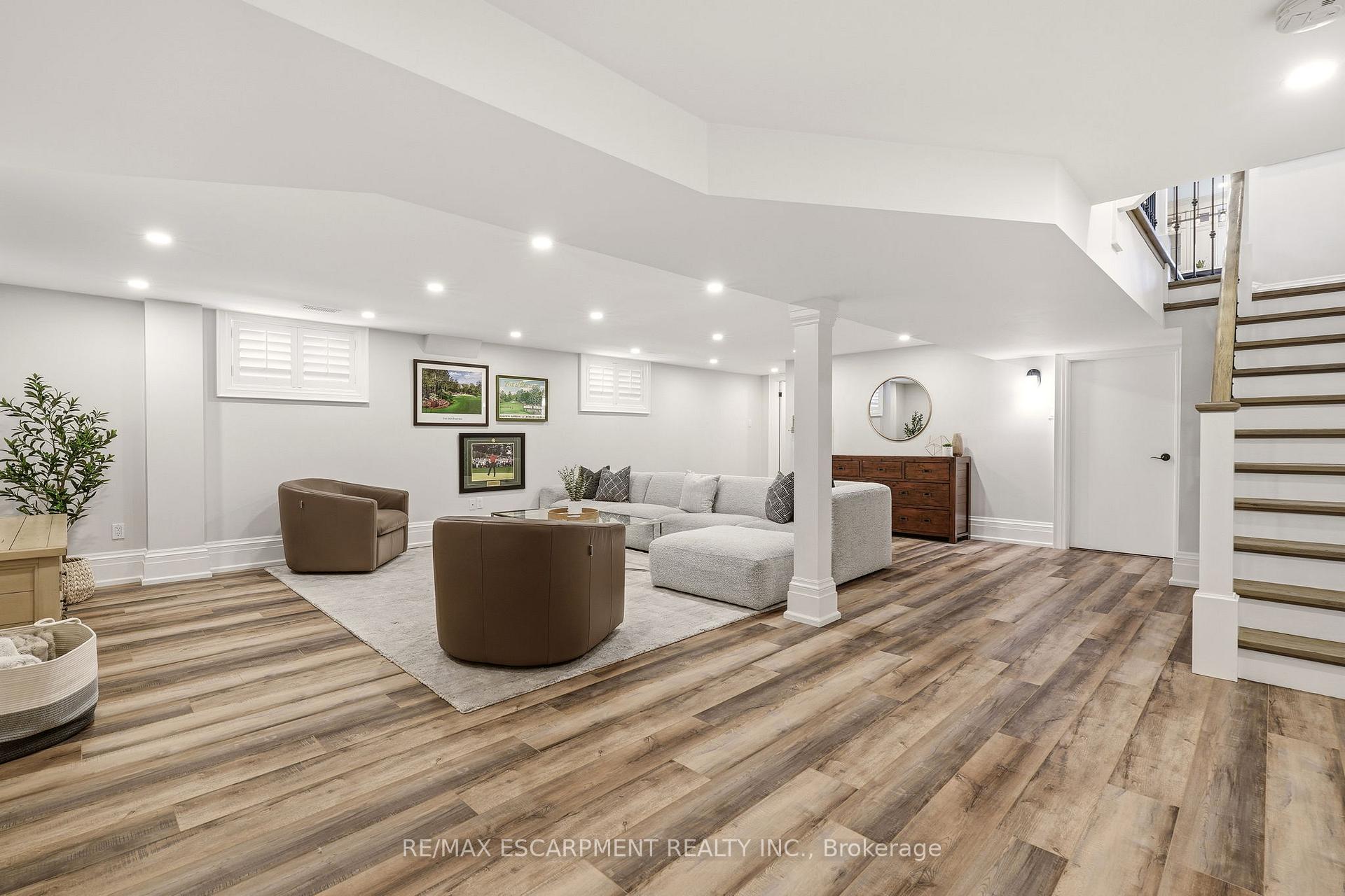 Photo 33 of 336 Newbold Court, Burlington, Brant — HOMEH