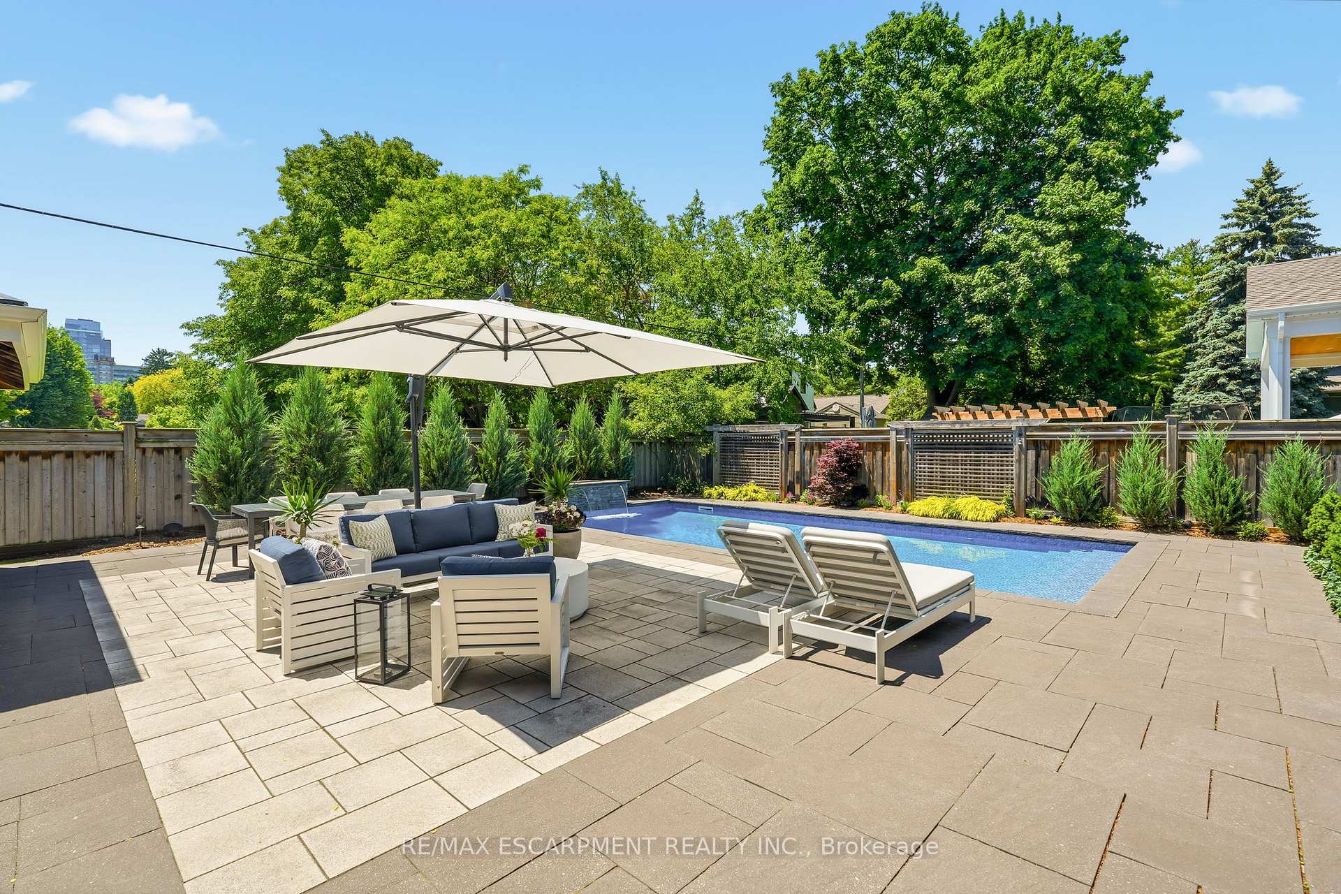 Photo 38 of 336 Newbold Court, Burlington, Brant — HOMEH
