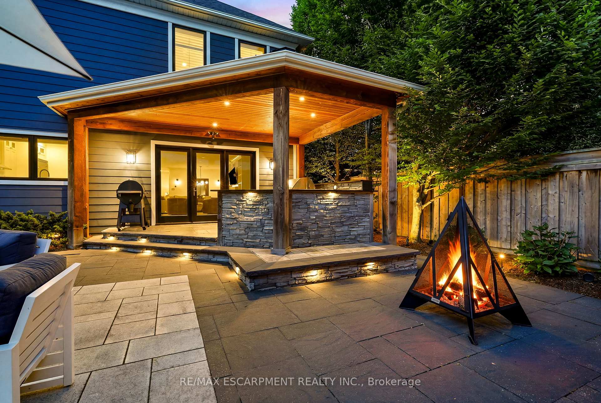 Photo 45 of 336 Newbold Court, Burlington, Brant — HOMEH