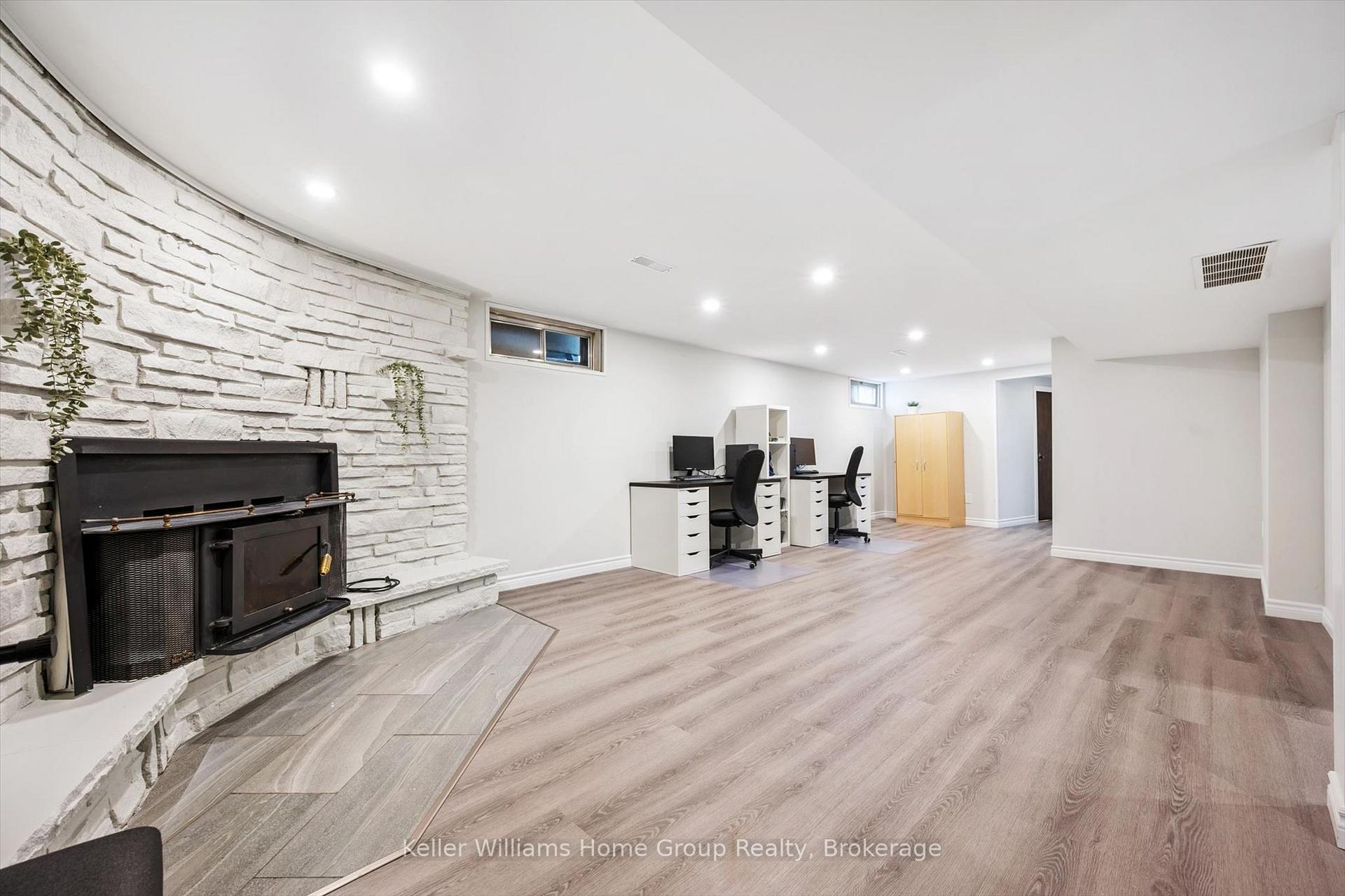 Photo 35 of 23 Hastings Boulevard, Guelph, Grange Road — HOMEH