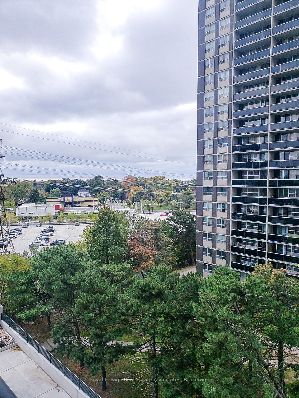 Photo 9 of Unit 625, 9 Mabelle Avenue, Etobicoke, Islington-City Centre West — HOMEH