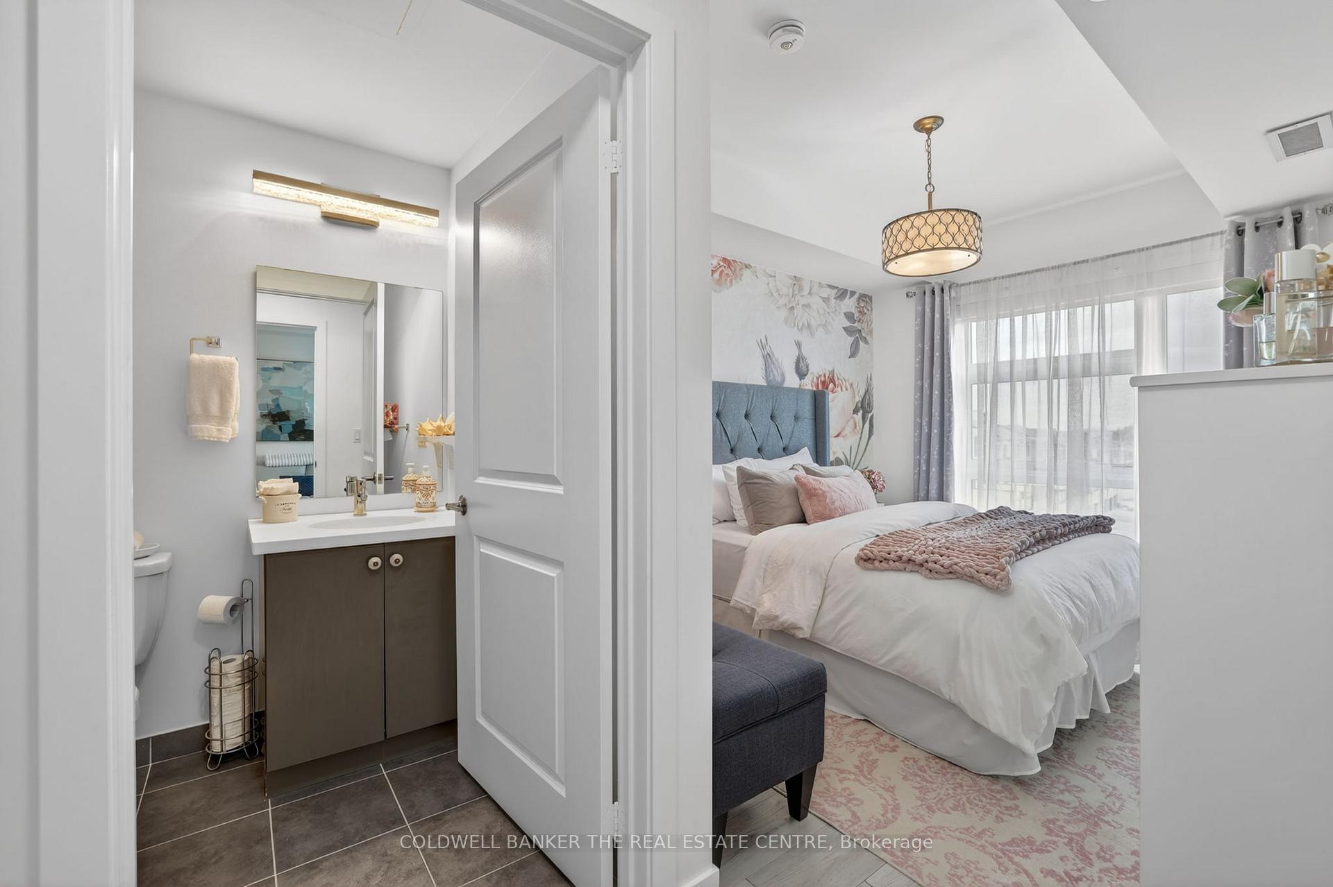 Photo 19 of Unit 246, 555 William Graham Drive, Aurora, Rural Aurora — HOMEH