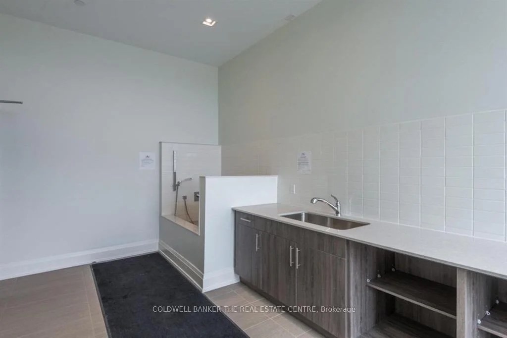 Photo 33 of Unit 246, 555 William Graham Drive, Aurora, Rural Aurora — HOMEH