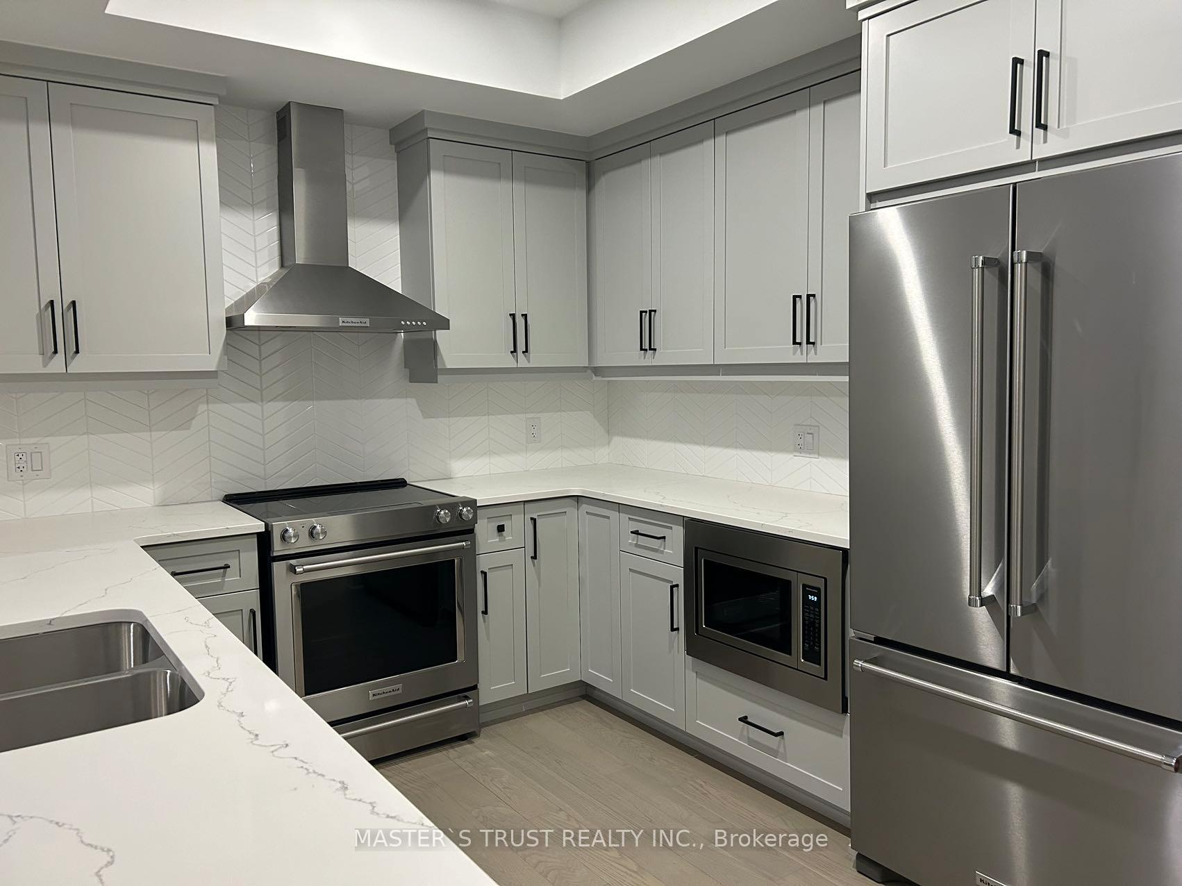 Photo 13 of Unit 902, 71 Wyndham Street, Guelph, St. Patrick's Ward — HOMEH
