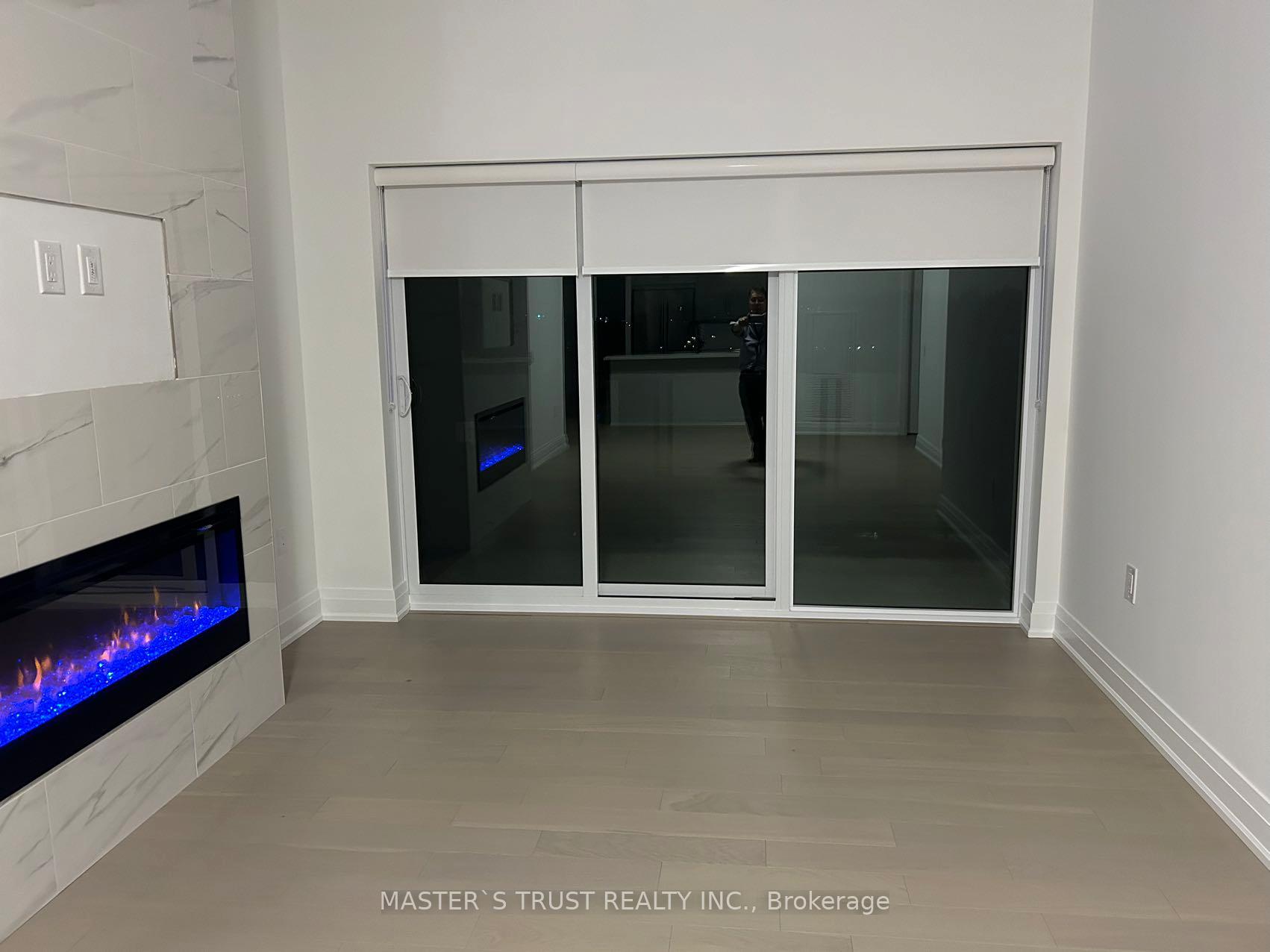 Photo 15 of Unit 902, 71 Wyndham Street, Guelph, St. Patrick's Ward — HOMEH