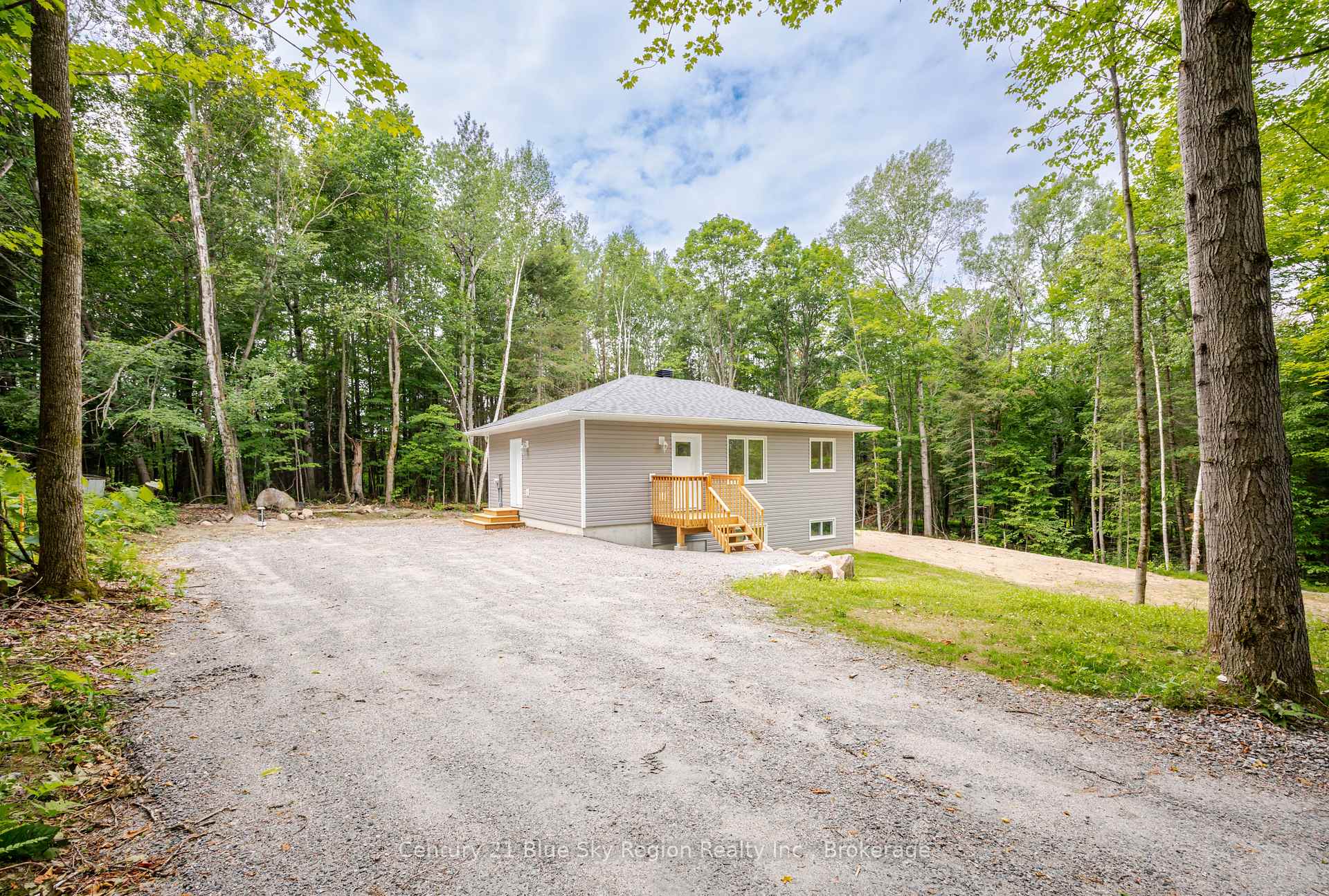 Photo 1 of 205 Greenwood Drive, Bonfield — HOMEH