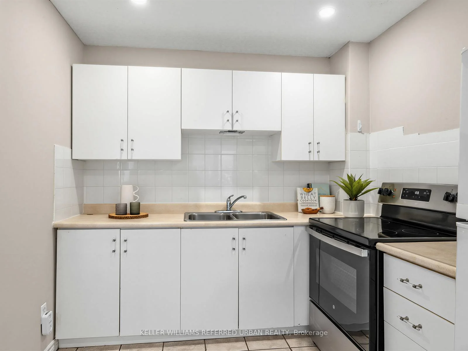Photo 29 of 16 Guillet Street, Toronto, O'Connor-Parkview — HOMEH