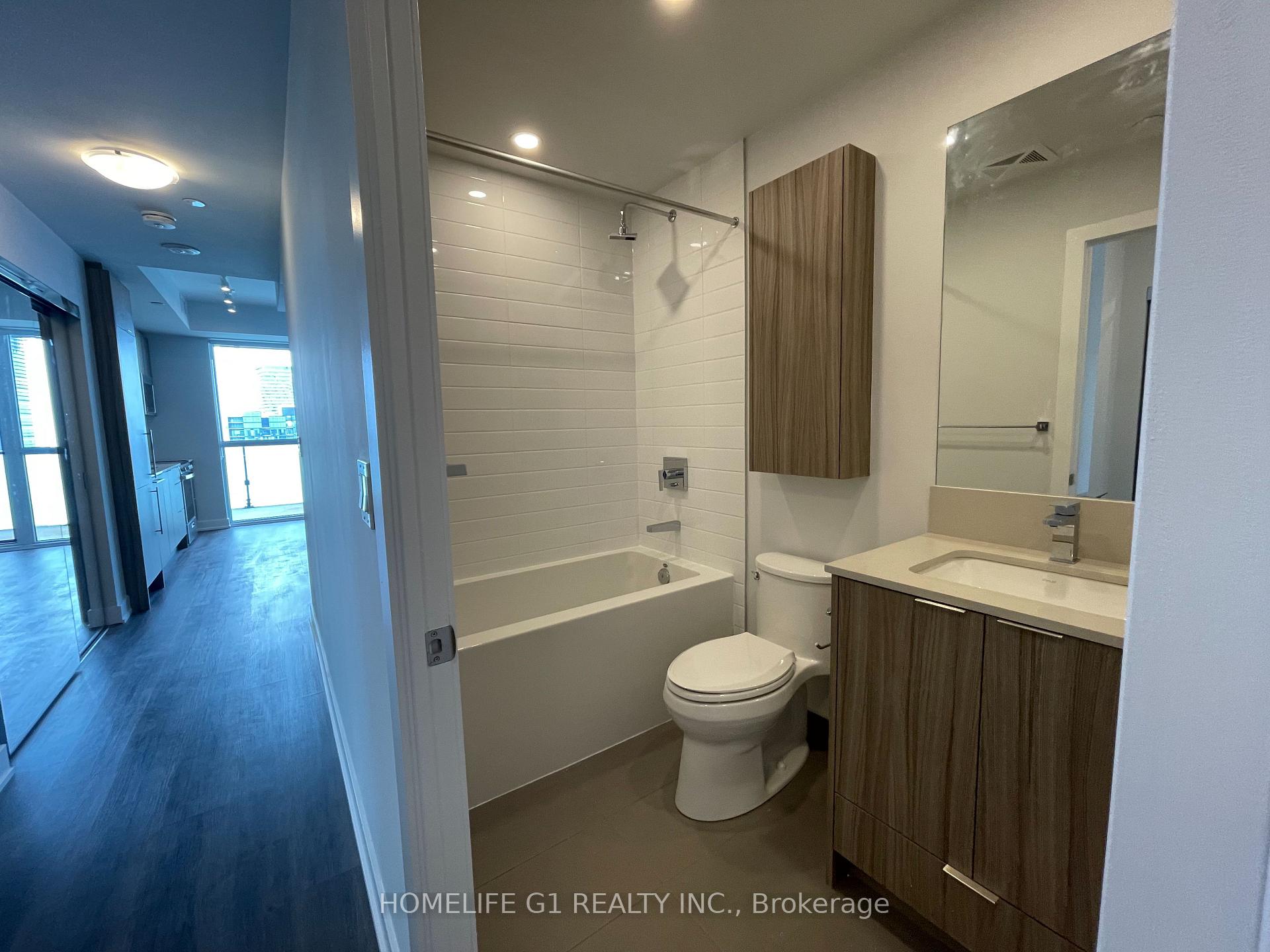 Photo 3 of Unit 4504, 430 Square One Drive, Mississauga, Fairview — HOMEH