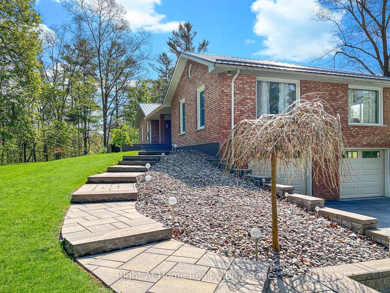 Photo 46 of 919 Jamieson Road, Quinte West, Murray Ward — HOMEH
