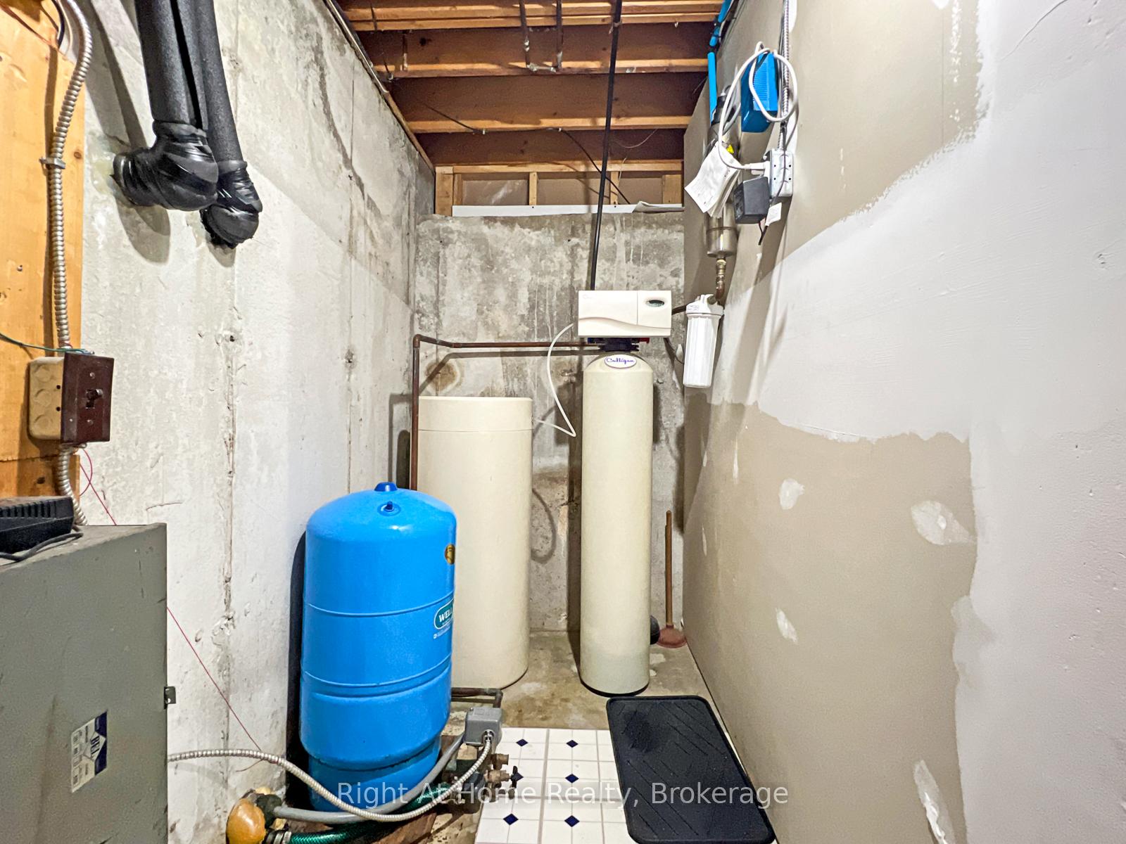 Photo 33 of 919 Jamieson Road, Quinte West, Murray Ward — HOMEH