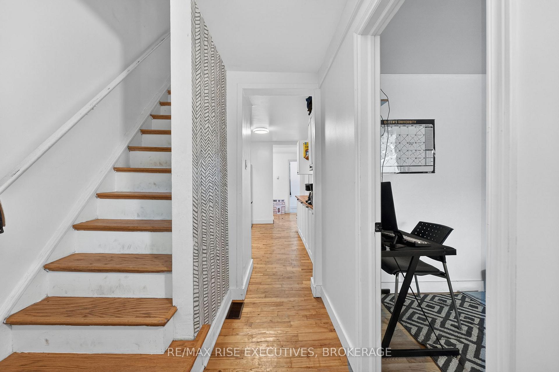 Photo 2 of 203 Concession Street, Kingston, East of Sir John A. Blvd — HOMEH