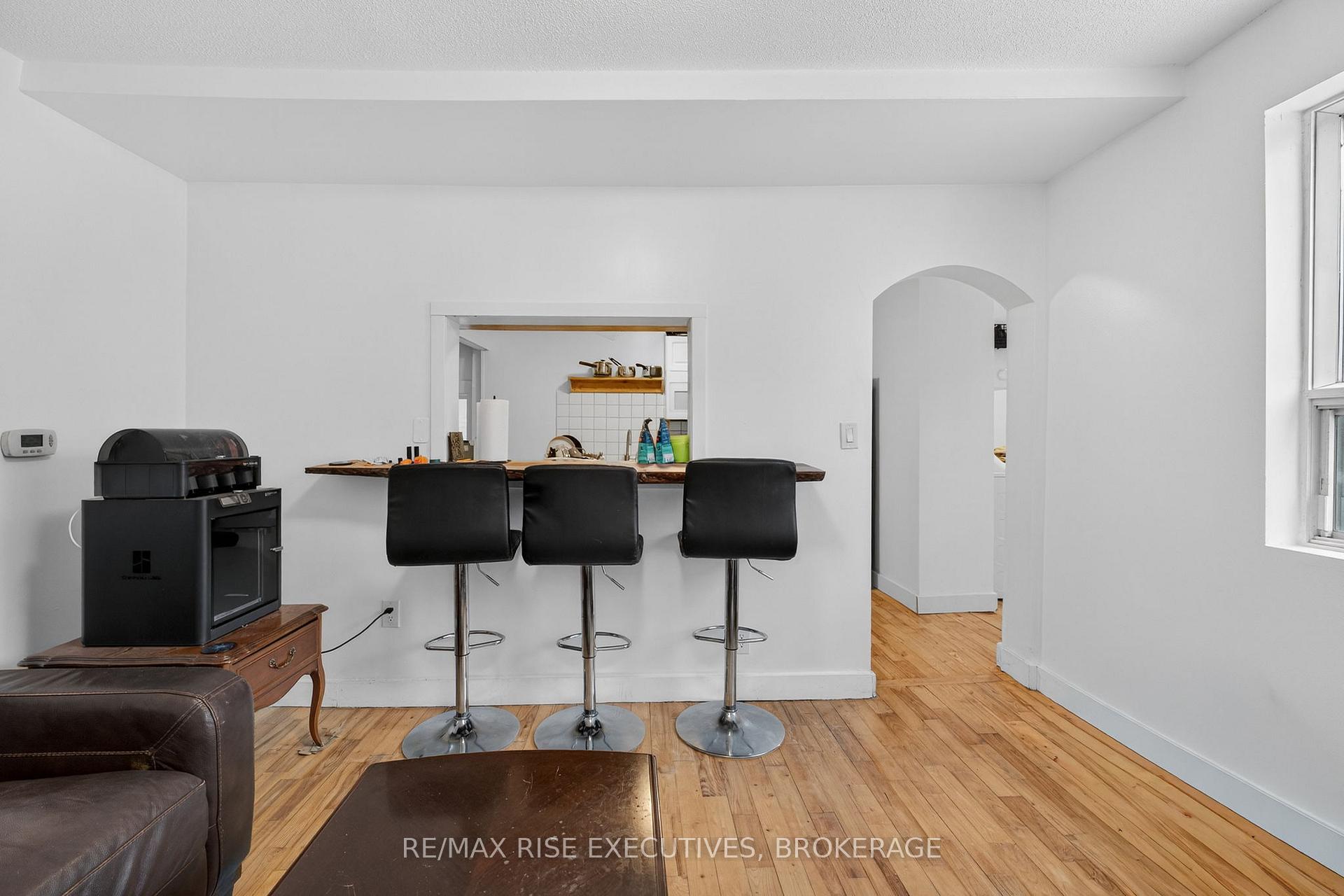 Photo 7 of 203 Concession Street, Kingston, East of Sir John A. Blvd — HOMEH