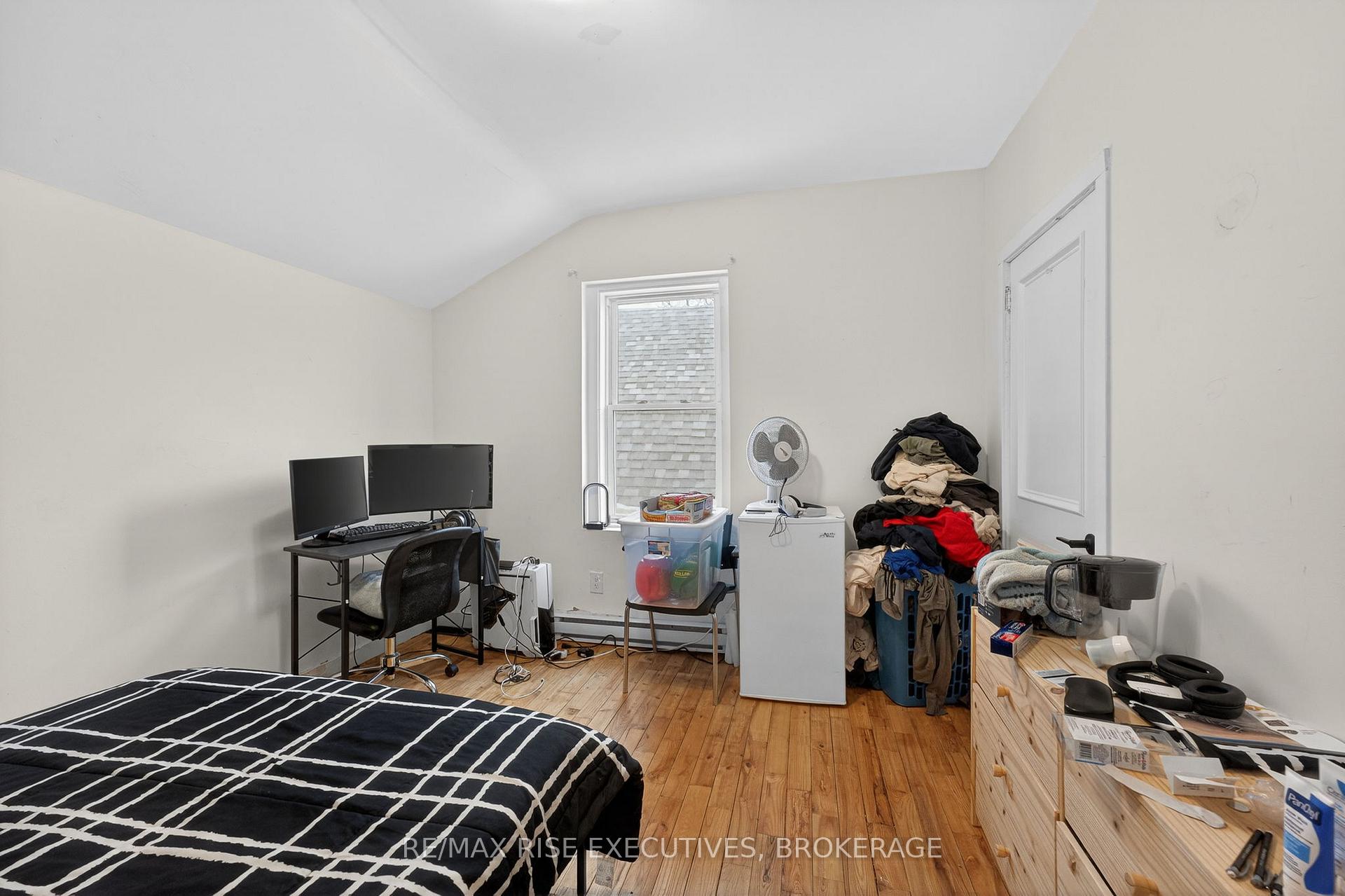 Photo 12 of 203 Concession Street, Kingston, East of Sir John A. Blvd — HOMEH
