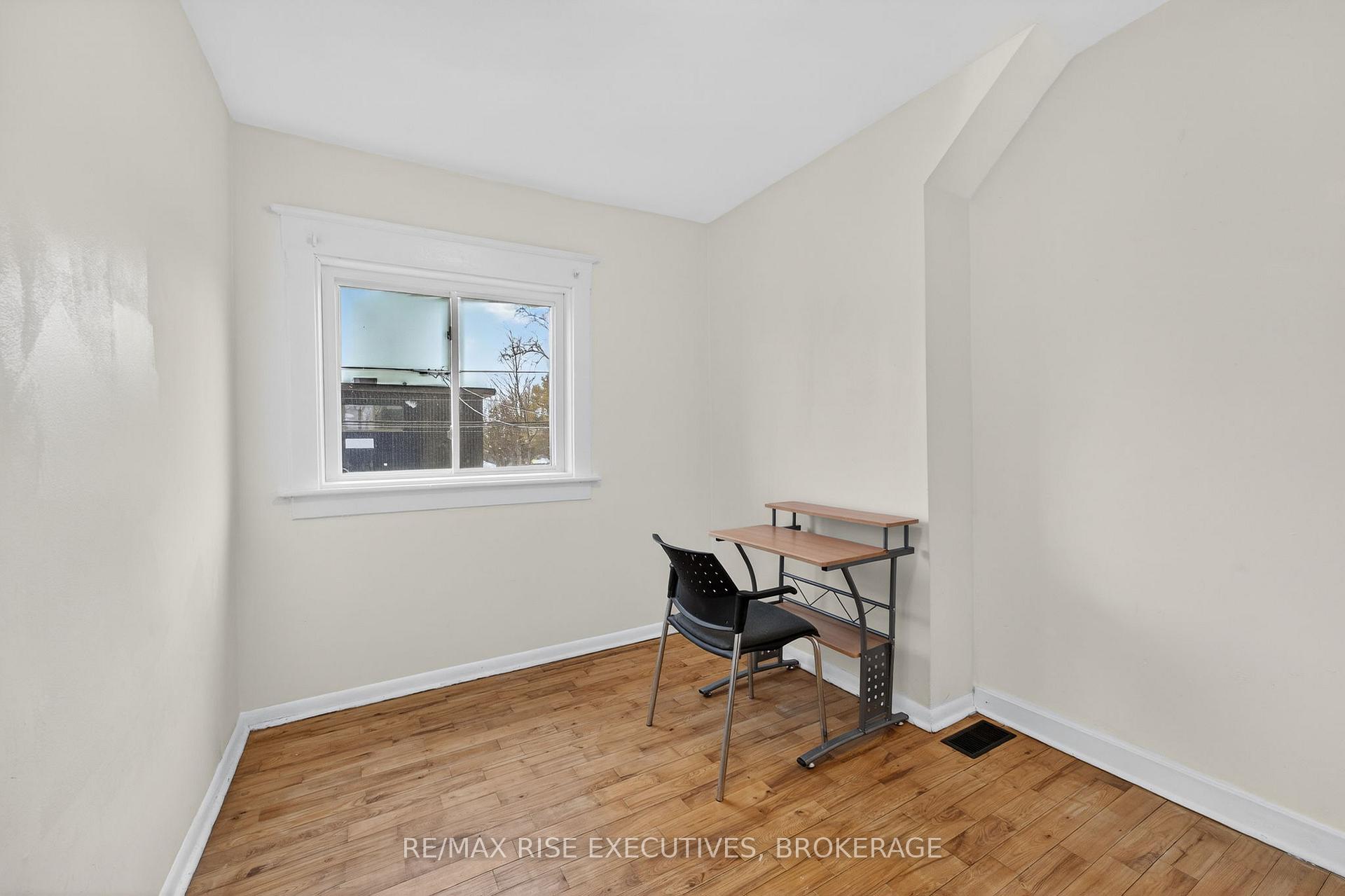 Photo 16 of 203 Concession Street, Kingston, East of Sir John A. Blvd — HOMEH