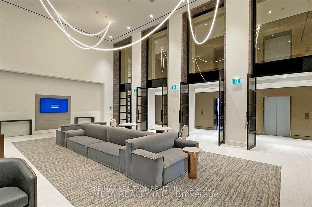 Photo 3 of Unit 4301, 39 Roehampton Avenue, Toronto, Mount Pleasant West — HOMEH