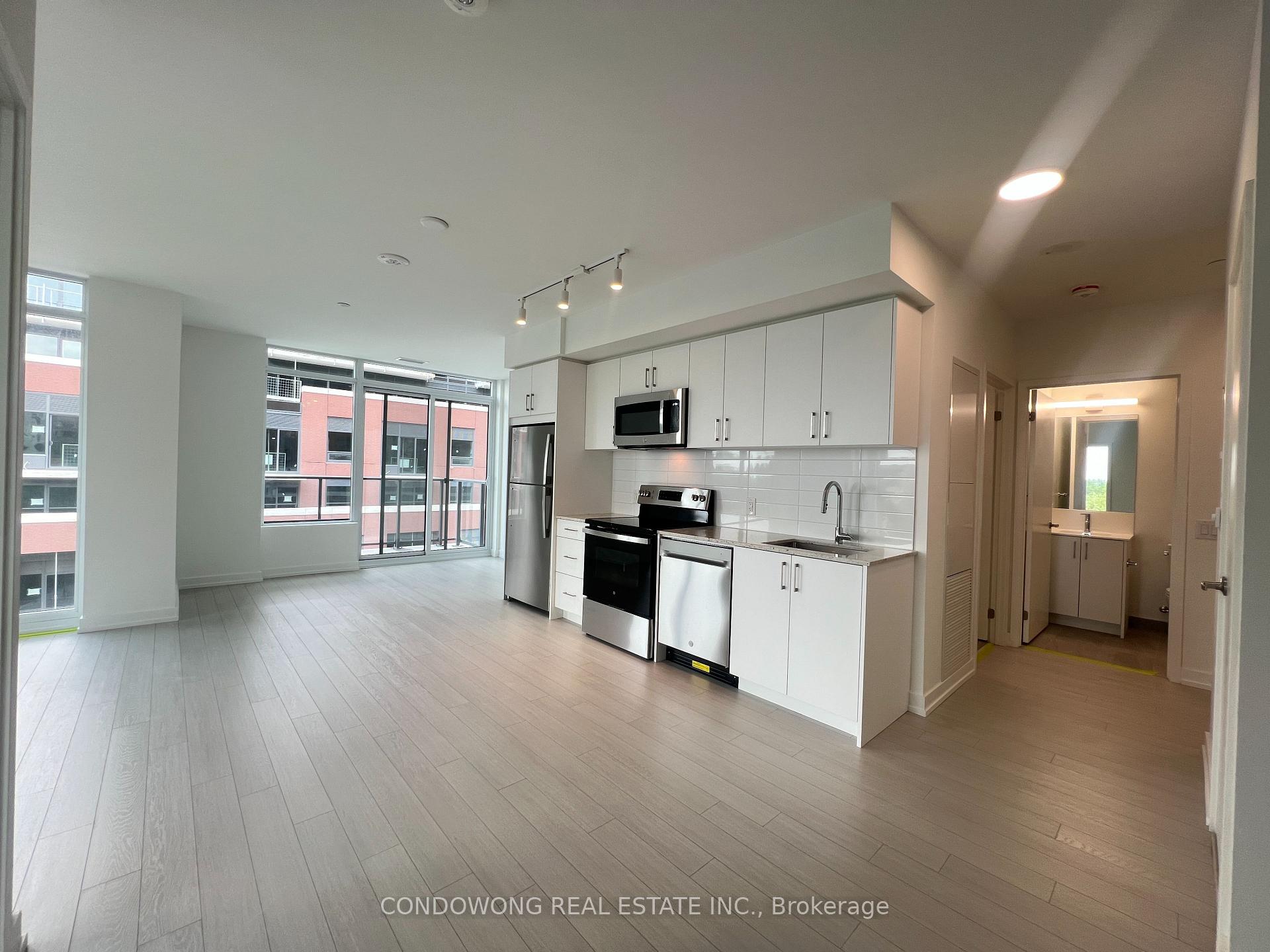 Front of Unit 612, 4010 Eglinton Avenue W