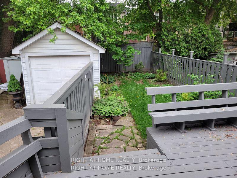 Photo 8 of 357 Old Orchard Grove, Toronto, Bedford Park-Nortown — HOMEH