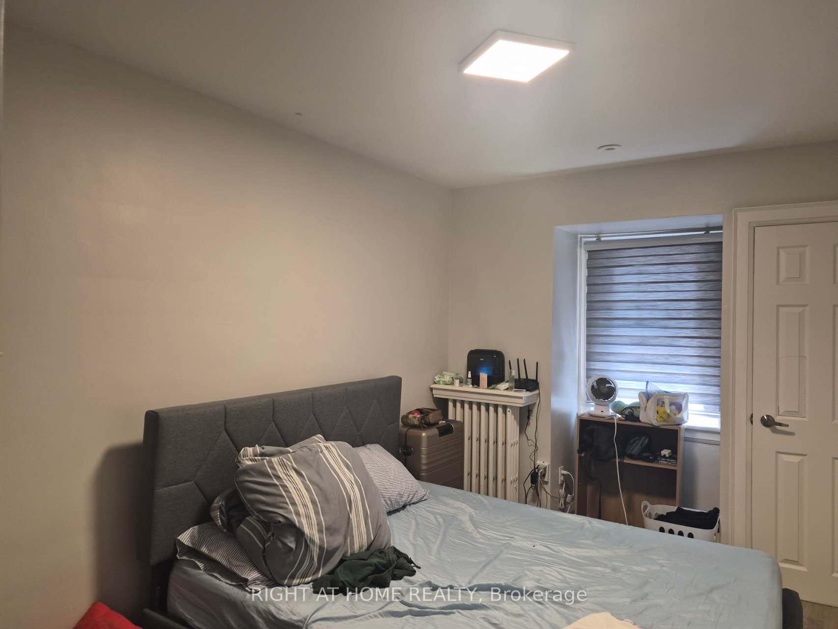 Photo 19 of 357 Old Orchard Grove, Toronto, Bedford Park-Nortown — HOMEH