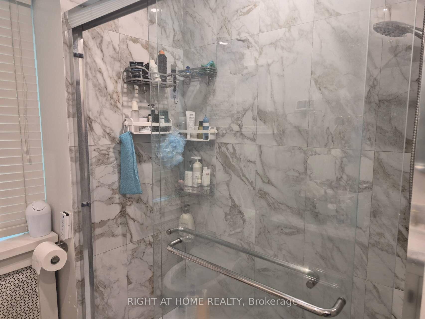 Photo 21 of 357 Old Orchard Grove, Toronto, Bedford Park-Nortown — HOMEH