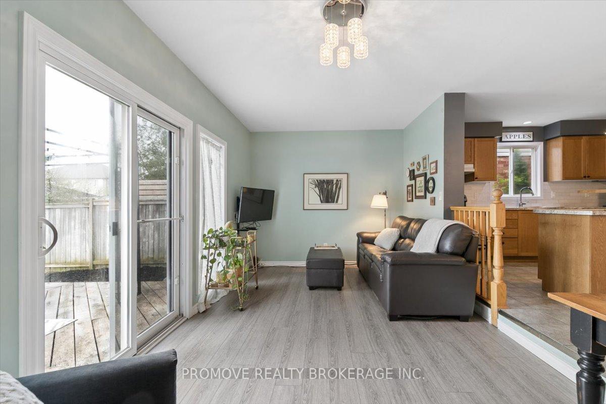 Photo 18 of 49 Schiedel Drive, Guelph, Victoria North — HOMEH