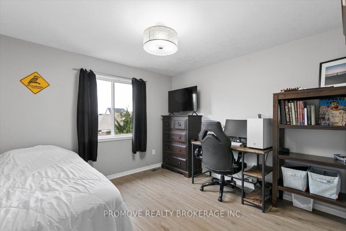 Photo 21 of 49 Schiedel Drive, Guelph, Victoria North — HOMEH